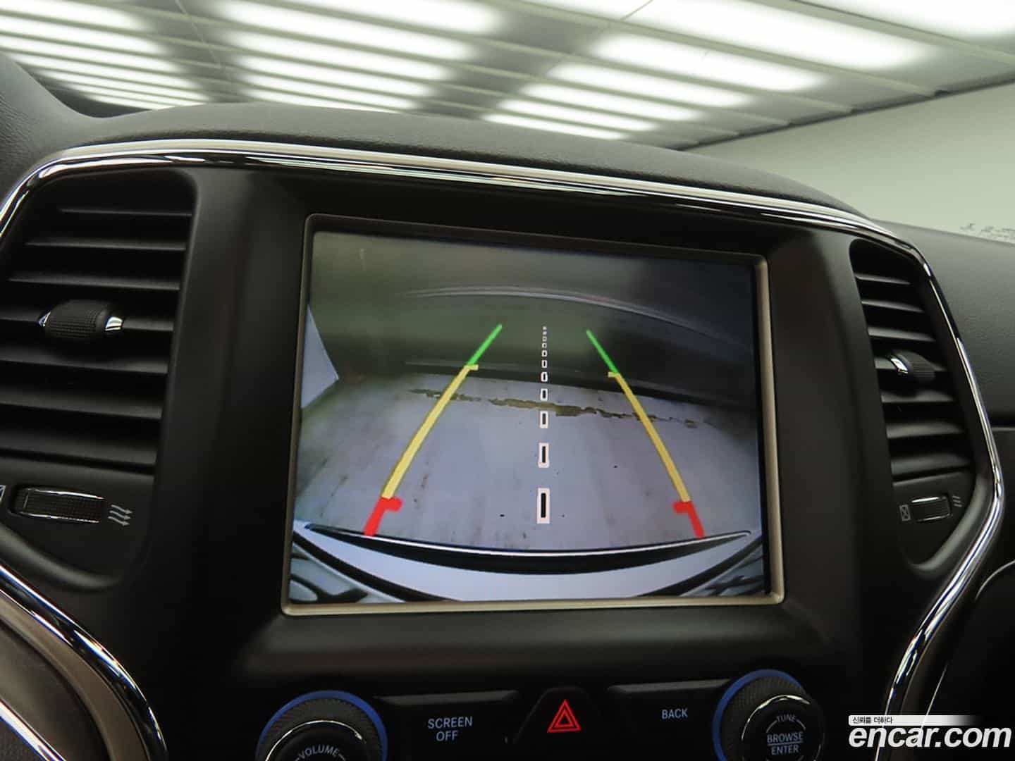 Cherokee Jeep 2015.11-OPTION-018