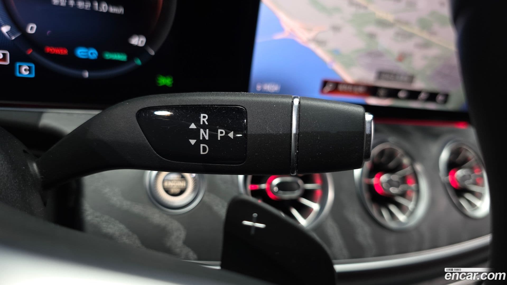 Main__Slider__Photo:CLS-Class Mercedes-Benz 2021.7-8