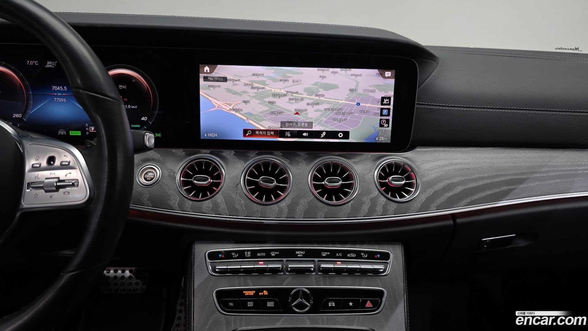 Main__Slider__Photo:CLS-Class Mercedes-Benz 2021.7-13