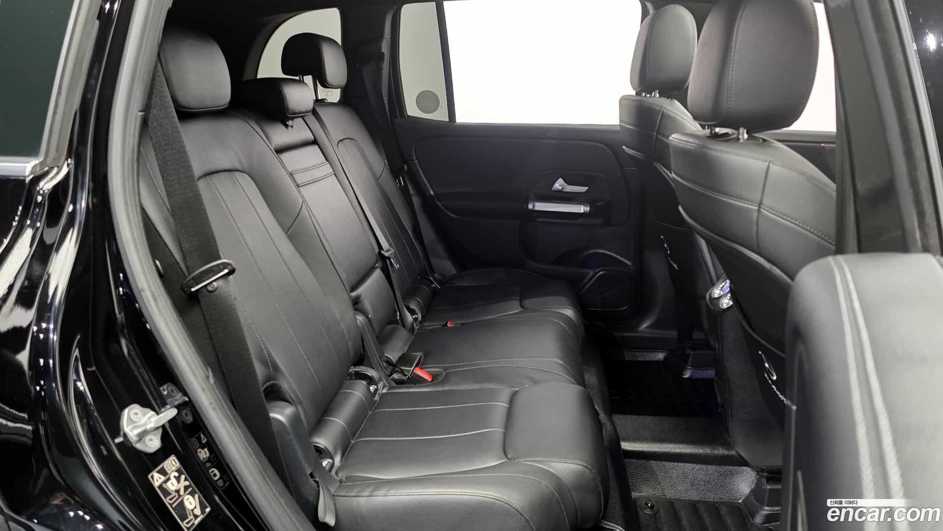 GLB-Class Mercedes-Benz 2021.1-OPTION-016