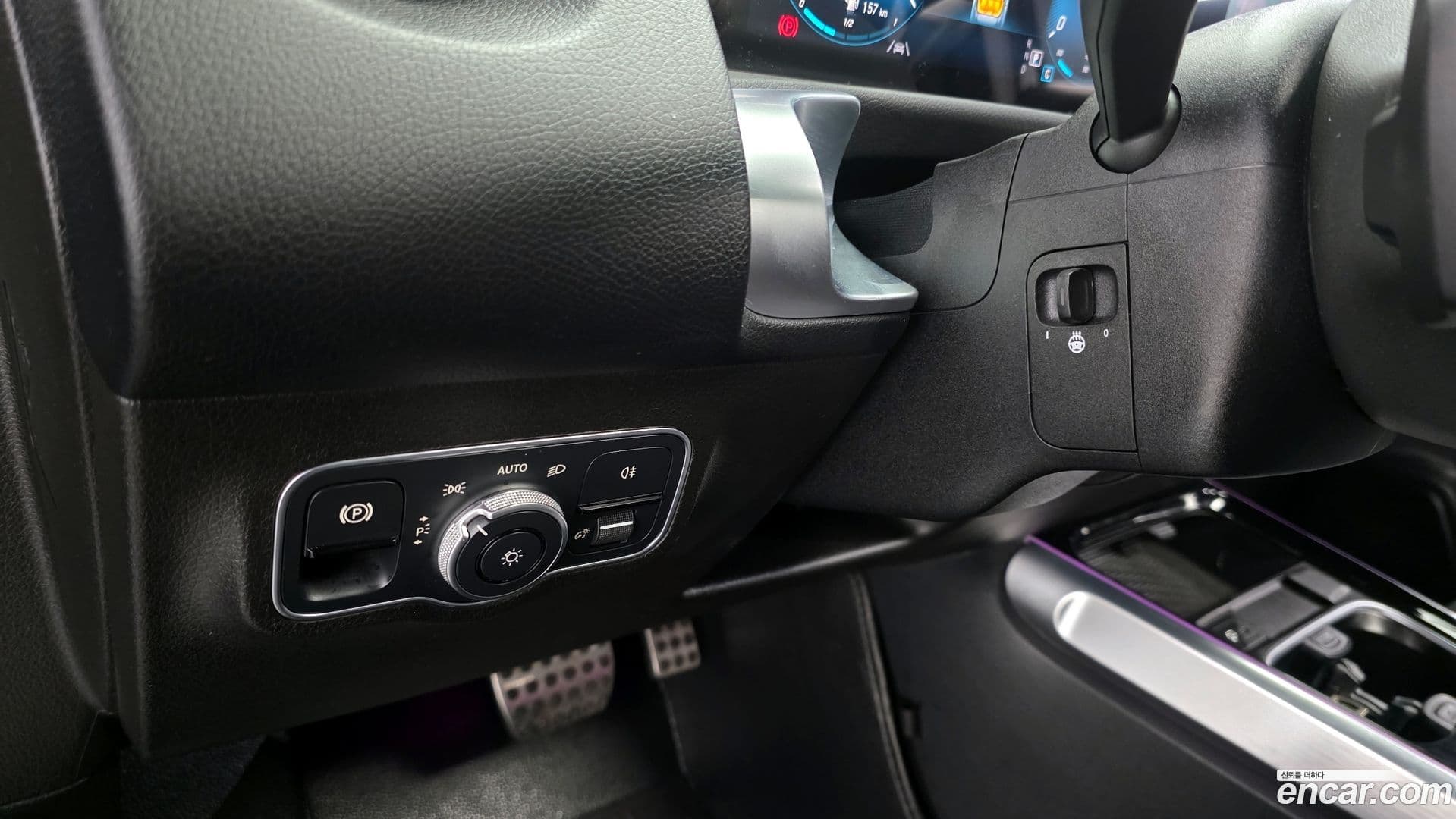 Main__Slider__Photo:GLB-Class Mercedes-Benz 2021.1-18