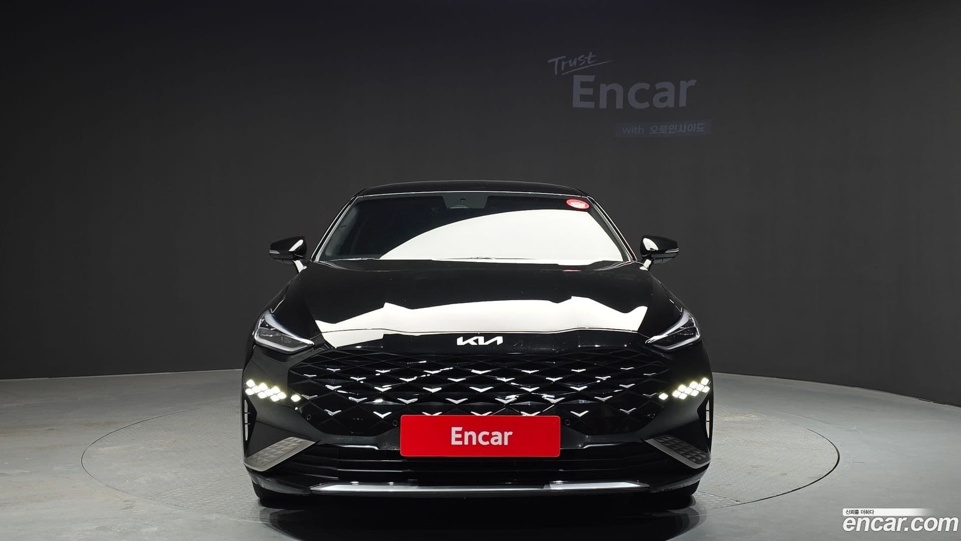 Main__Slider__Photo:K8 Kia 2021.11-2