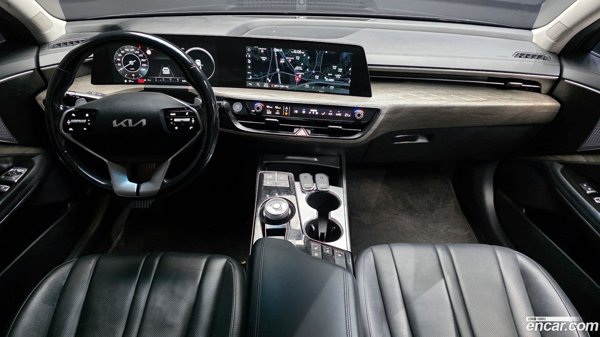 Main__Slider__Photo:K8 Kia 2021.11-6