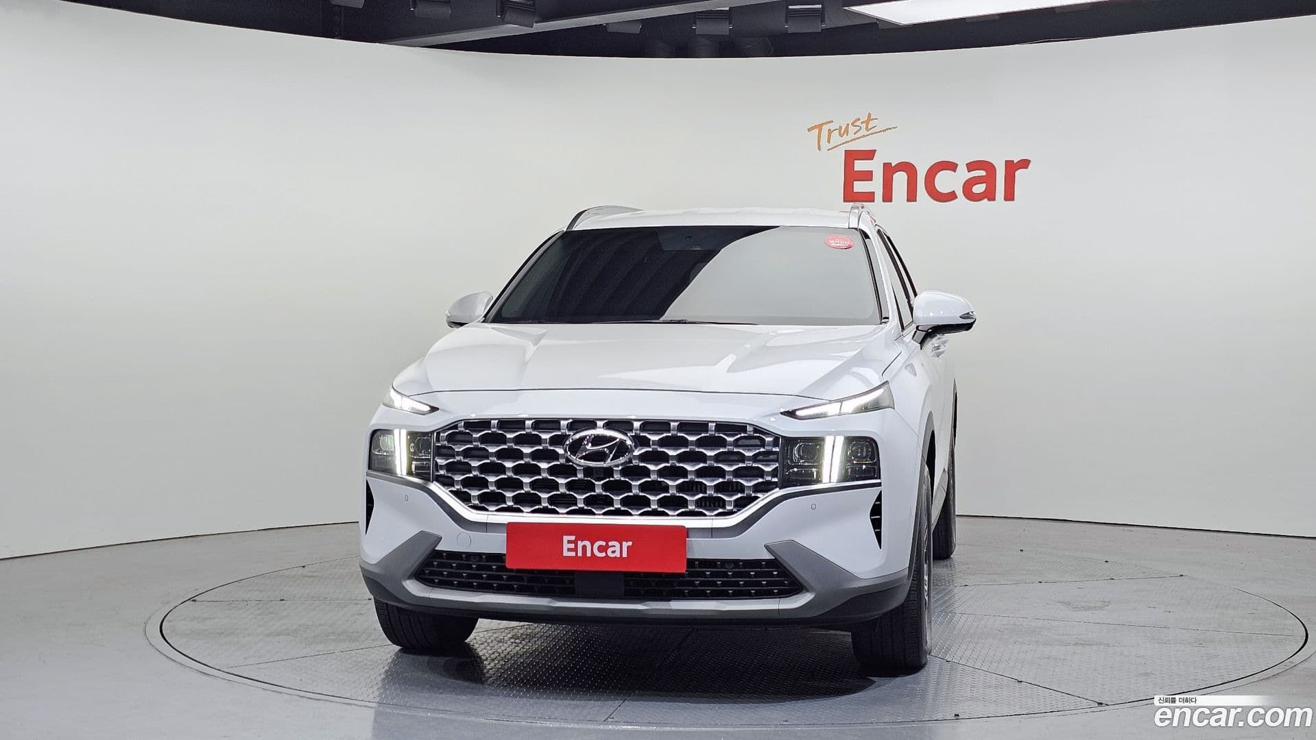 Main__Slider__Photo:Santafe Hyundai 2020.11-2