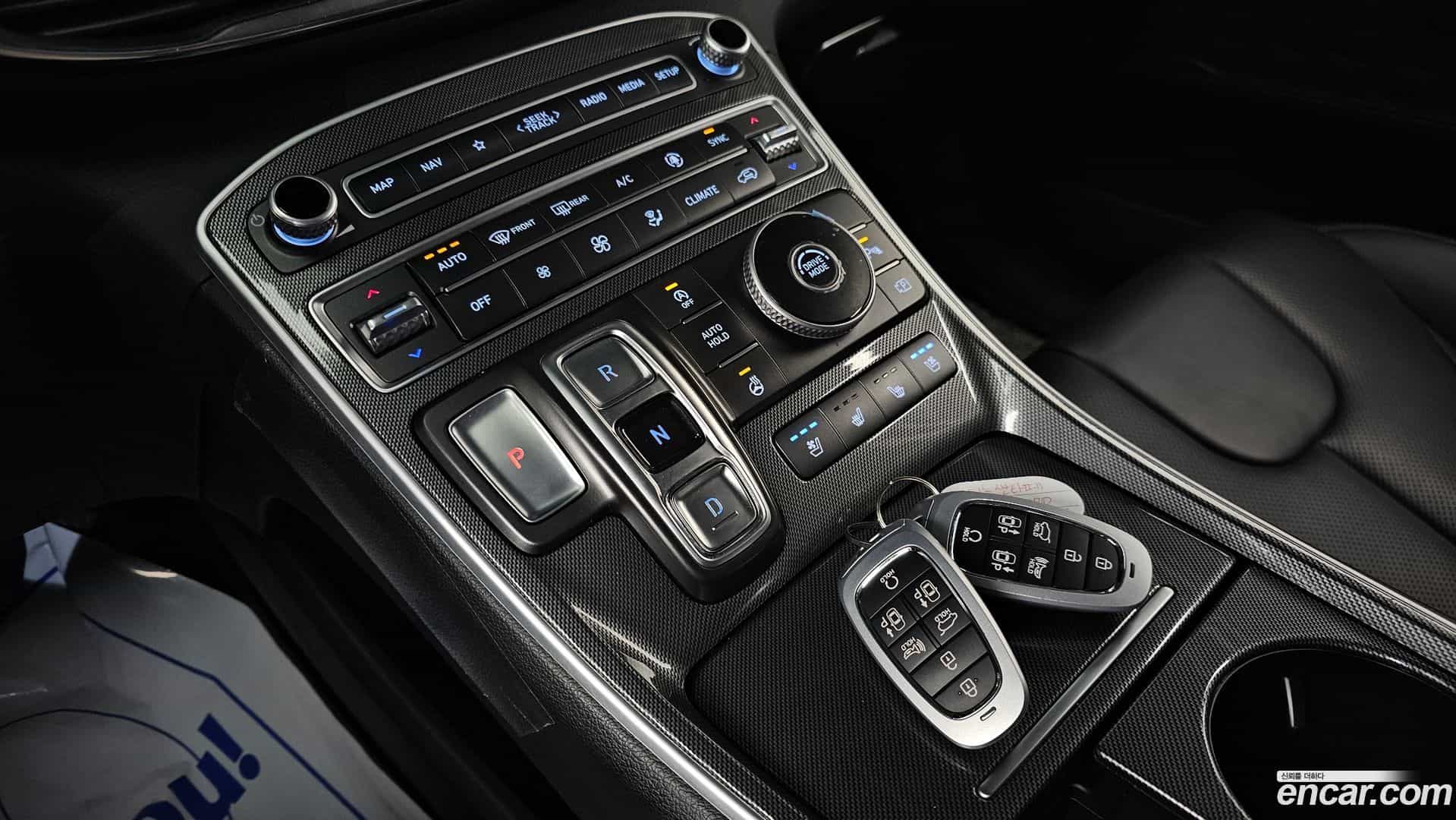 Santafe Hyundai 2020.11-INNER-009