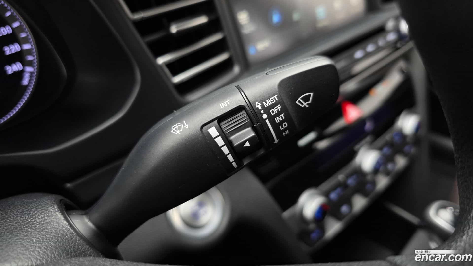 AVANTE Hyundai 2019.11-OPTION-023