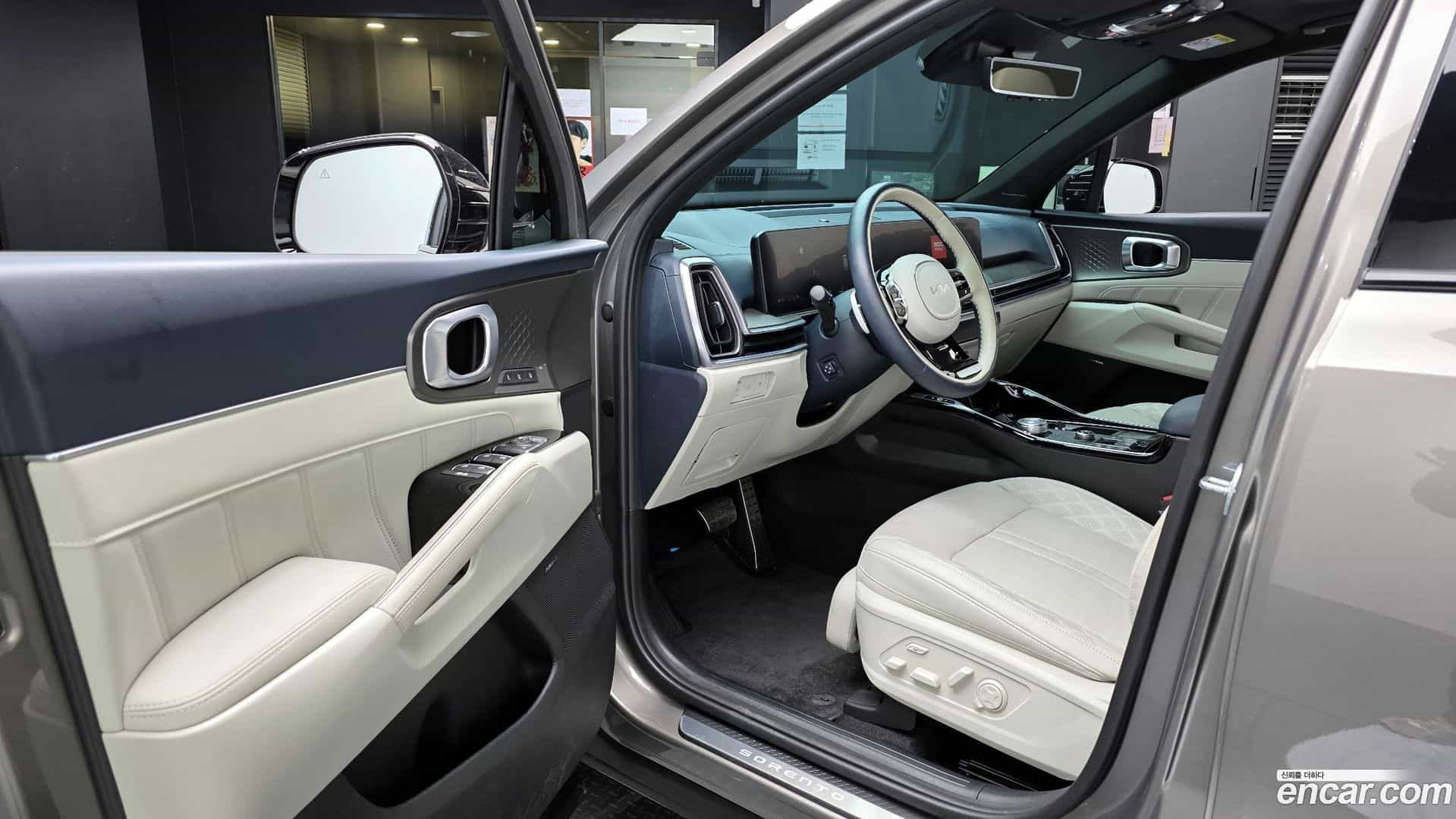 Sorento Kia 2024.0-OPTION-015