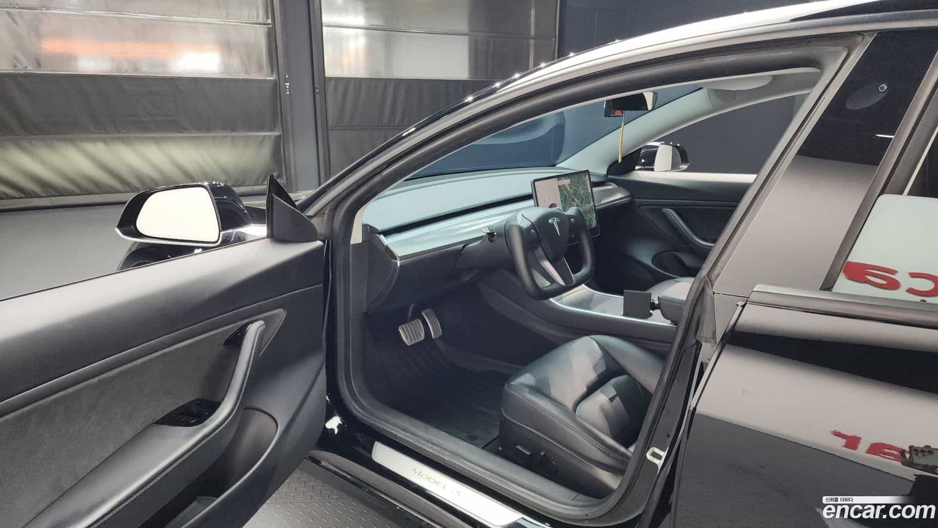 Model 3 Tesla 2020.2-INNER-010
