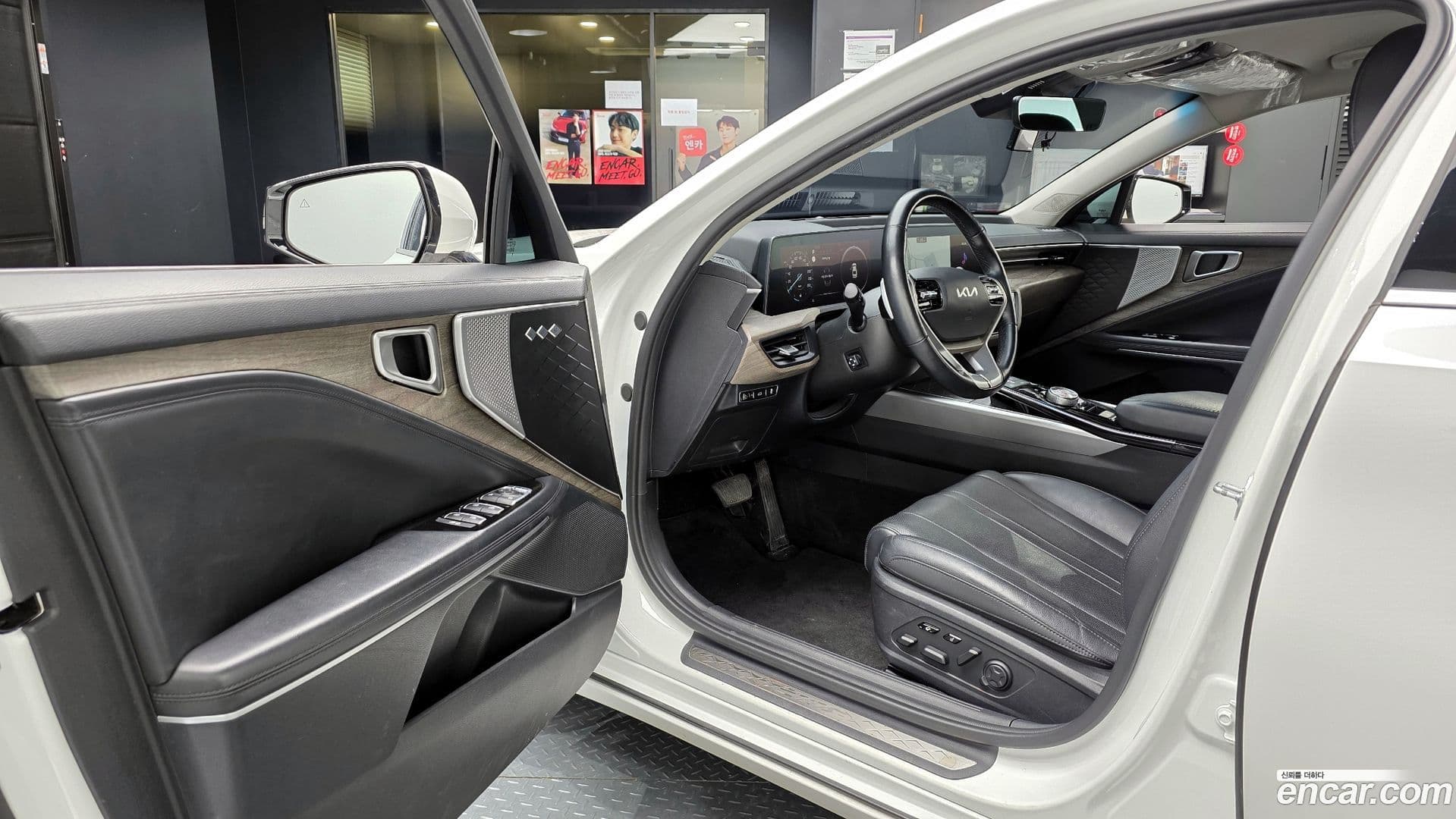 Main__Slider__Photo:K8 Kia 2021.5-10