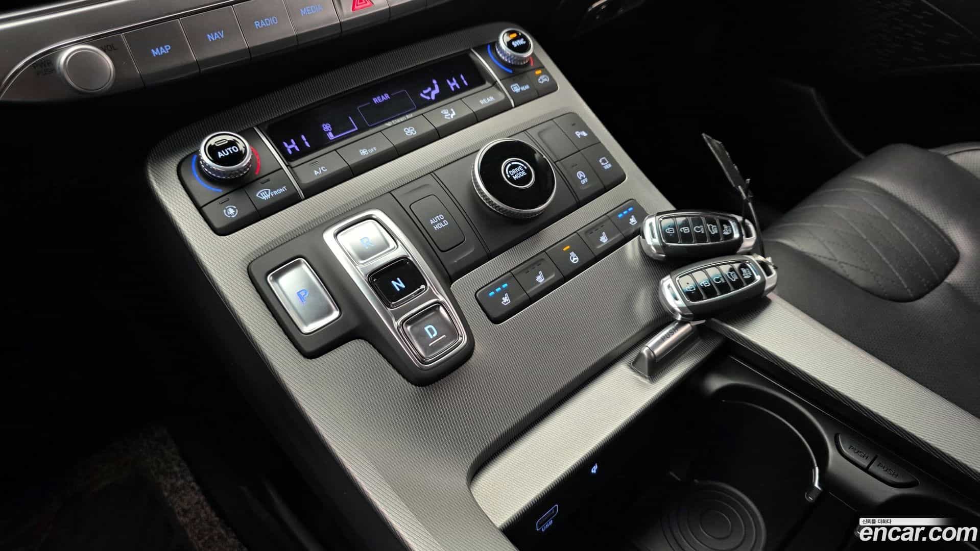 Palisade Hyundai 2022.1-INNER-009