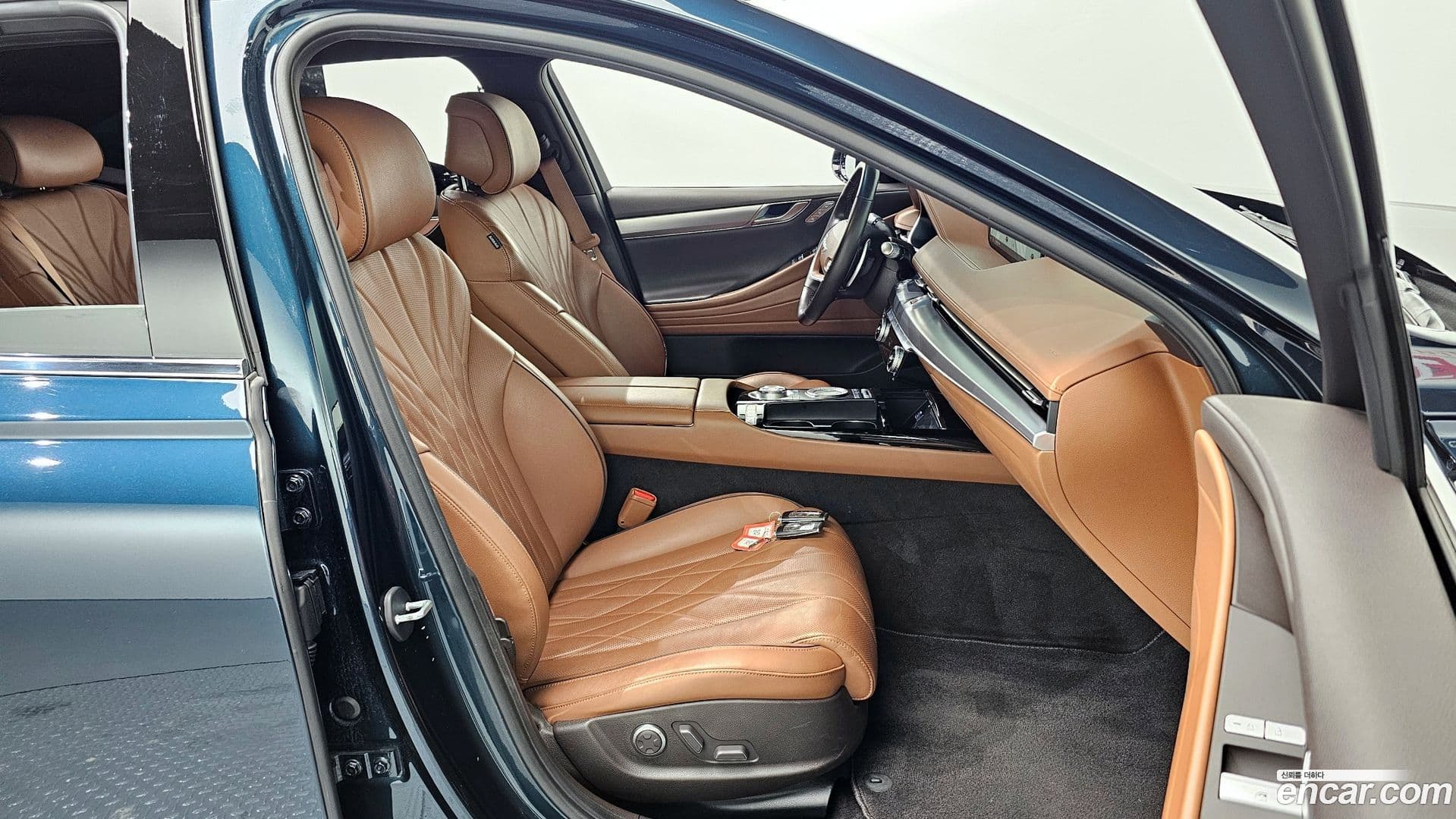 Main__Slider__Photo:G80 Genesis 2021.3-11