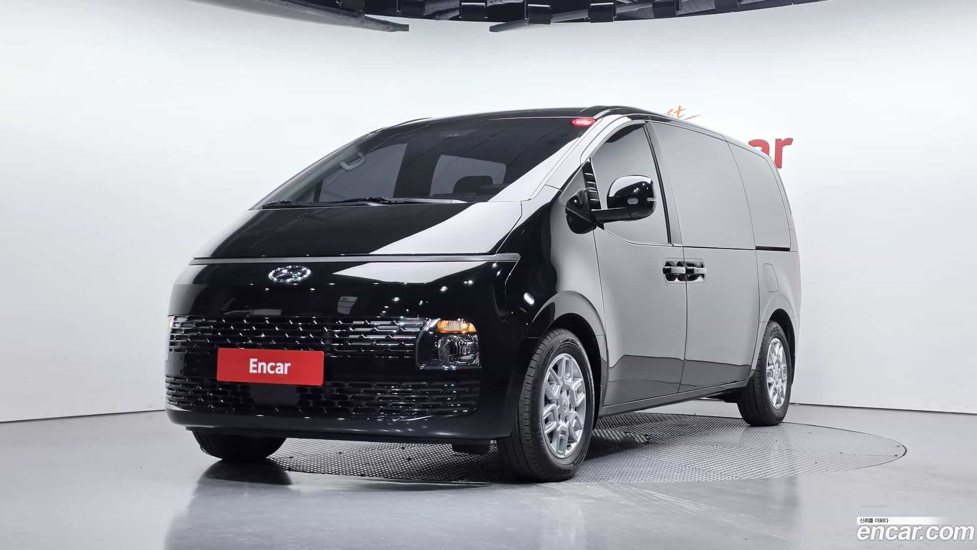 Staria Hyundai 2022.3-OUTER-001