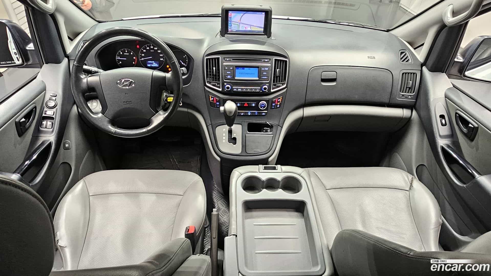 Starex Hyundai 2017.3-INNER-007