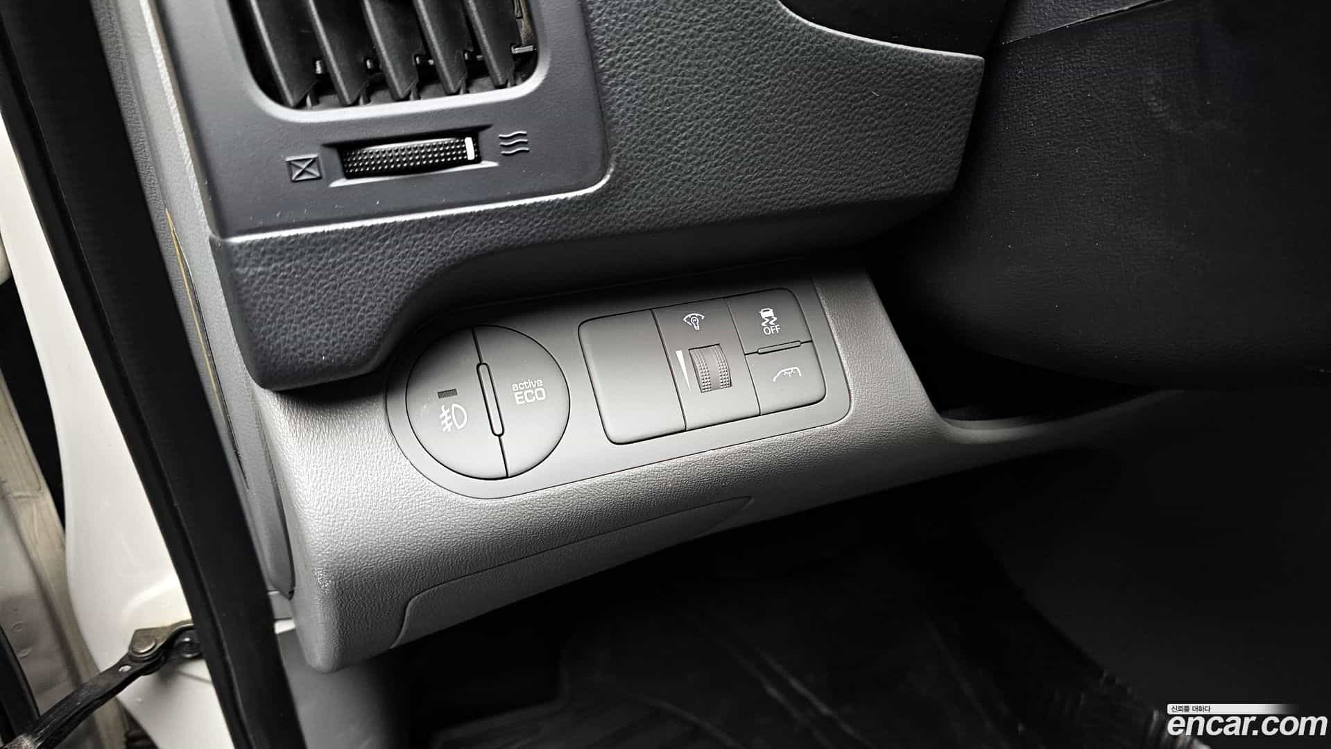 Starex Hyundai 2017.3-OPTION-019