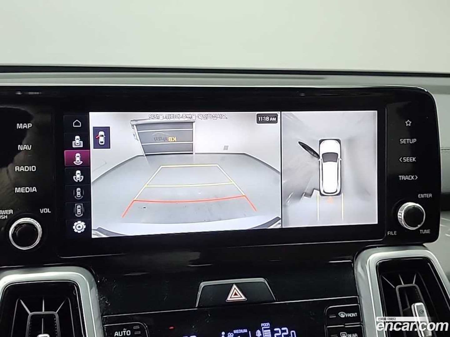 Main__Slider__Photo:Sorento Kia 2021.0-15