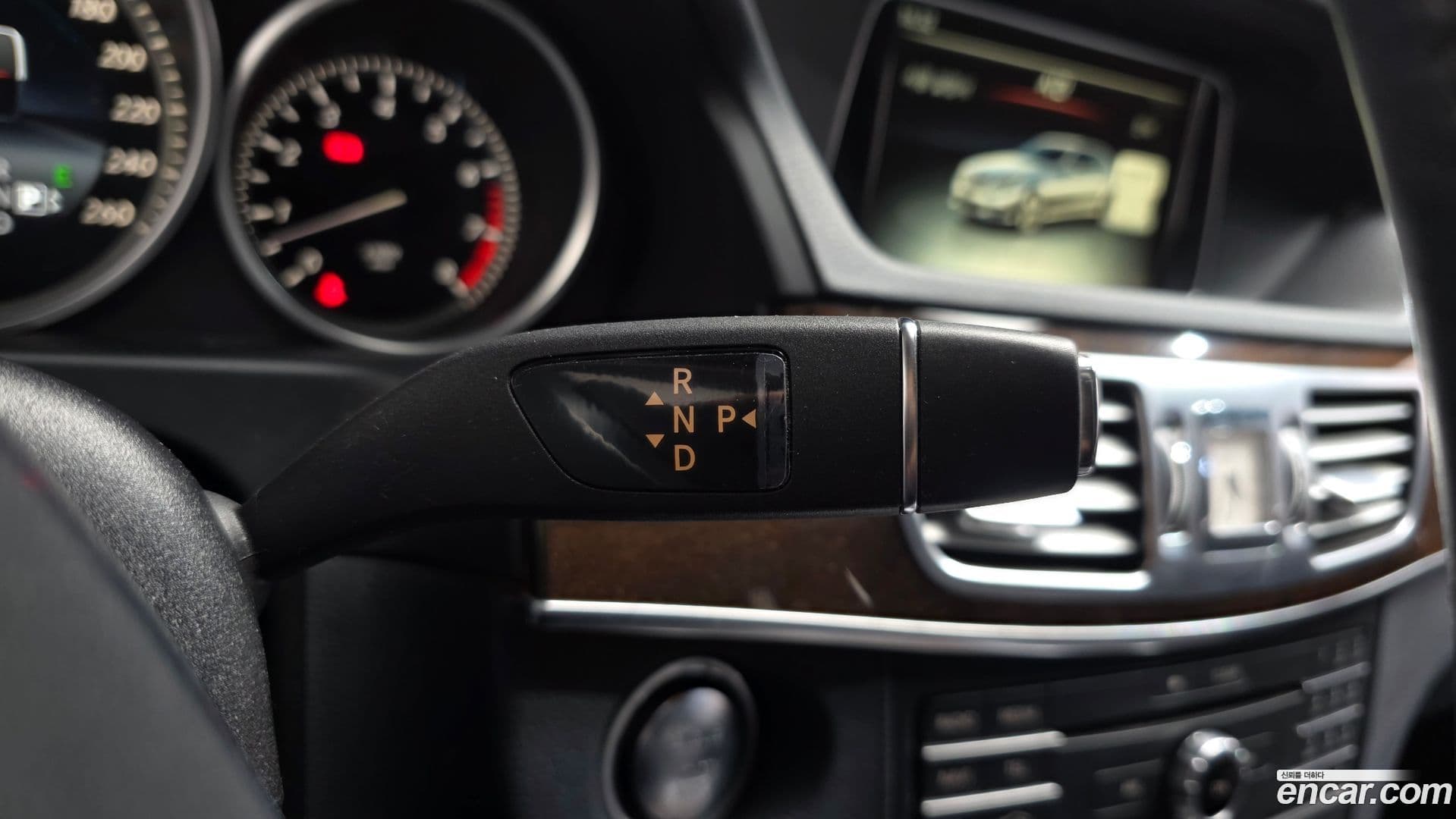 Main__Slider__Photo:E-Class Mercedes-Benz 2016.1-8