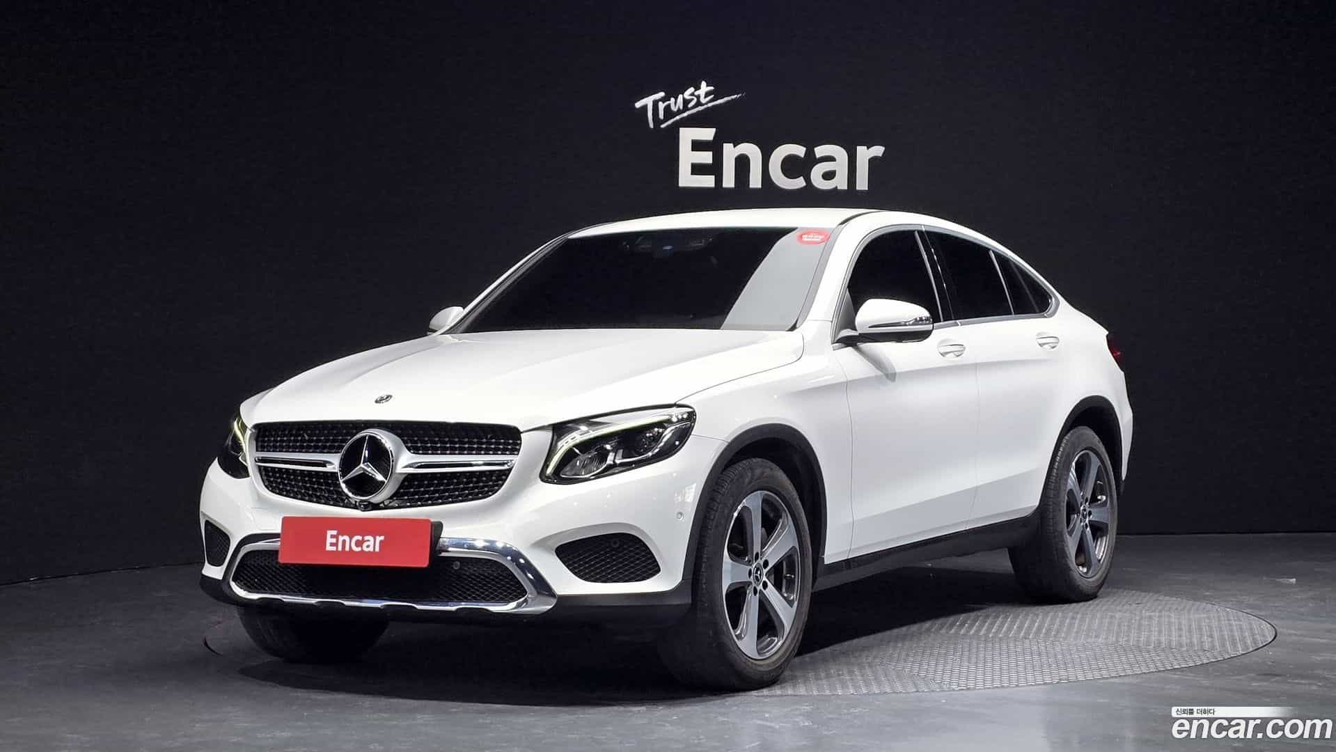 GLC-Class Mercedes-Benz 2019.9-OUTER-001