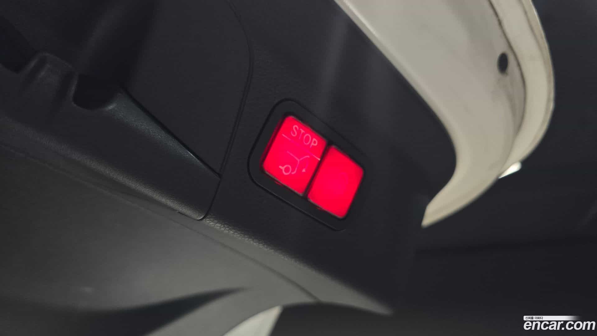 GLC-Class Mercedes-Benz 2019.9-OPTION-021