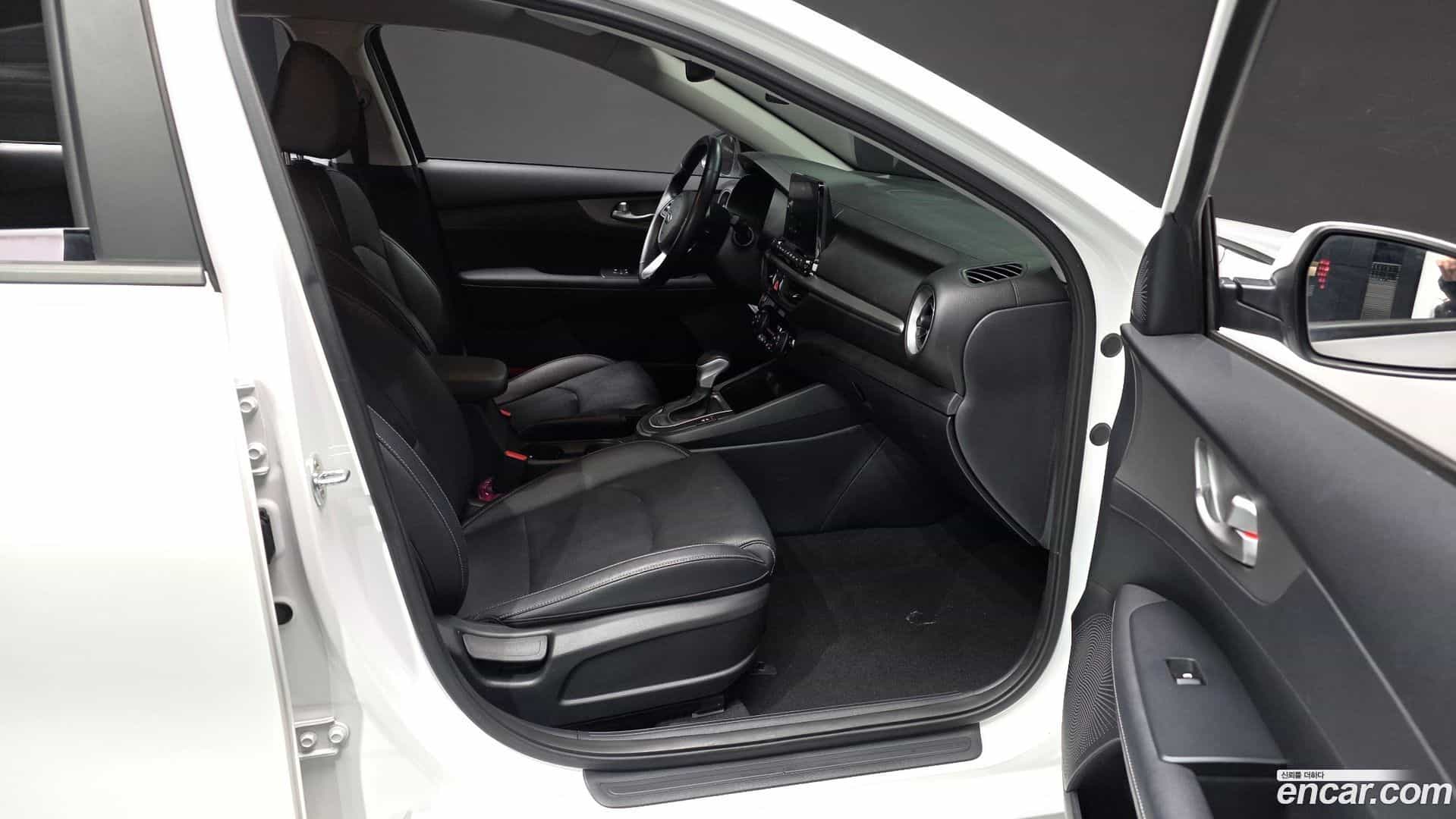 K3 Kia 2020.5-INNER-010