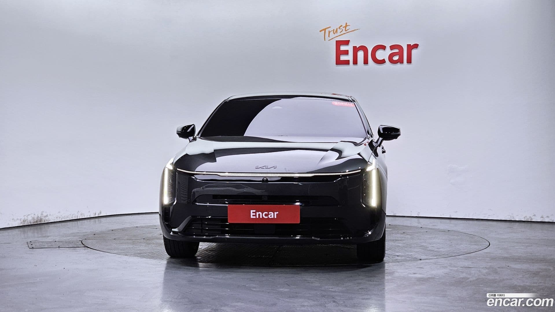 Main__Slider__Photo:K8 Kia 2024.9-2