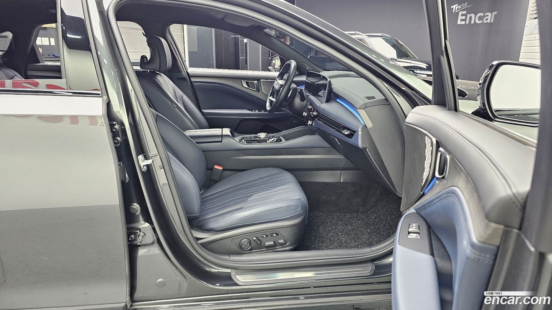 Main__Slider__Photo:K8 Kia 2024.9-10