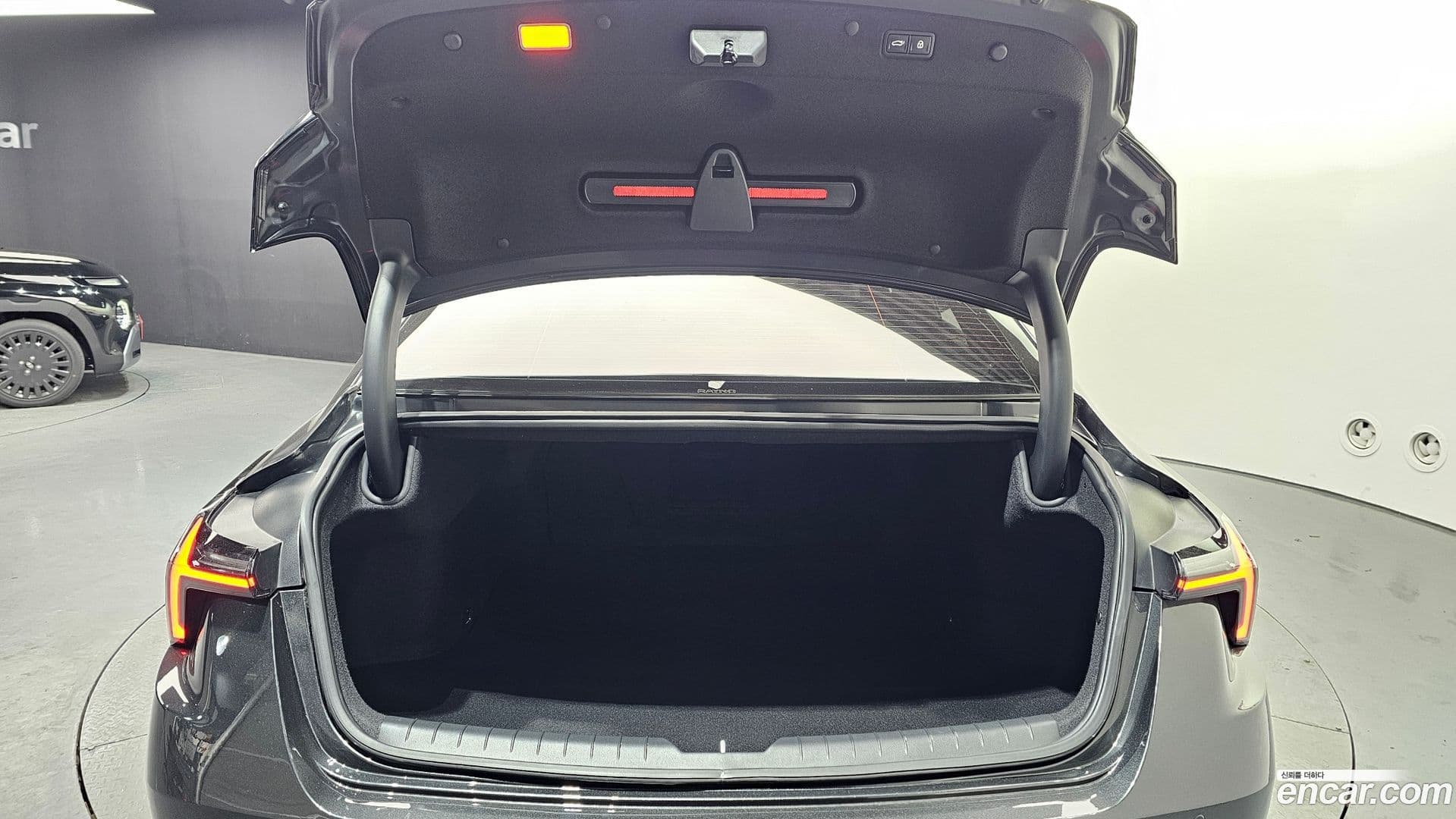 Main__Slider__Photo:K8 Kia 2024.9-19