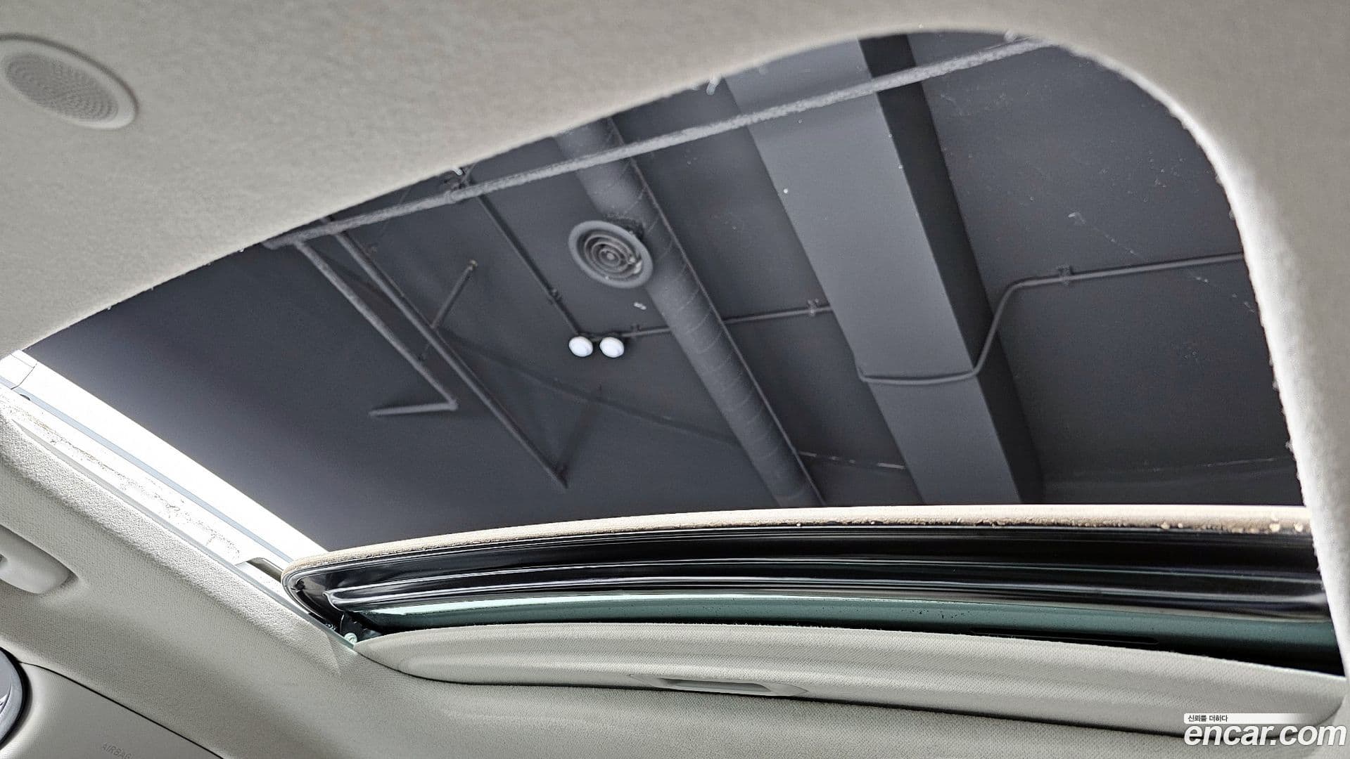 Main__Slider__Photo:Venue Hyundai 2019.8-15