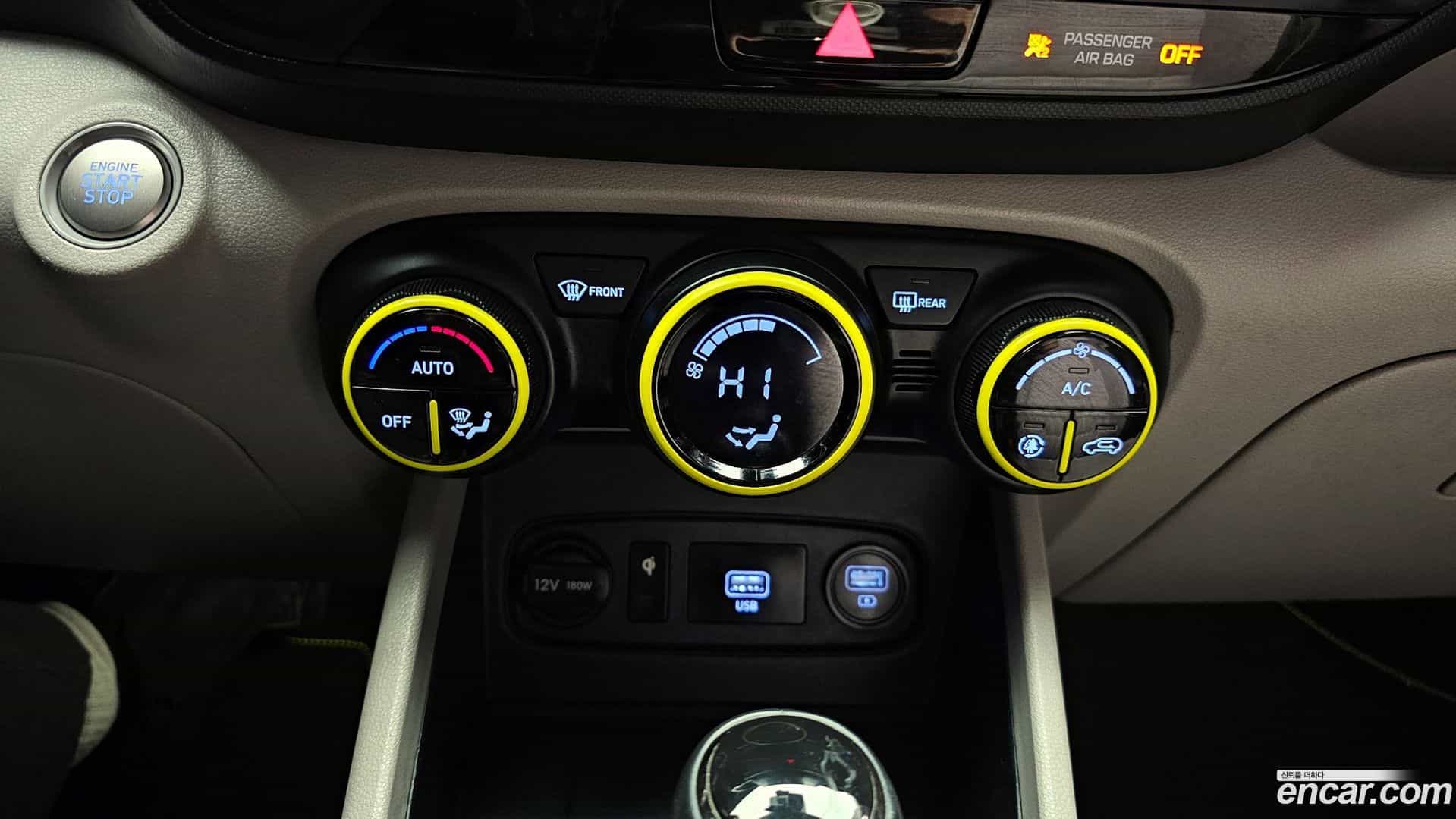 Venue Hyundai 2019.8-OPTION-023