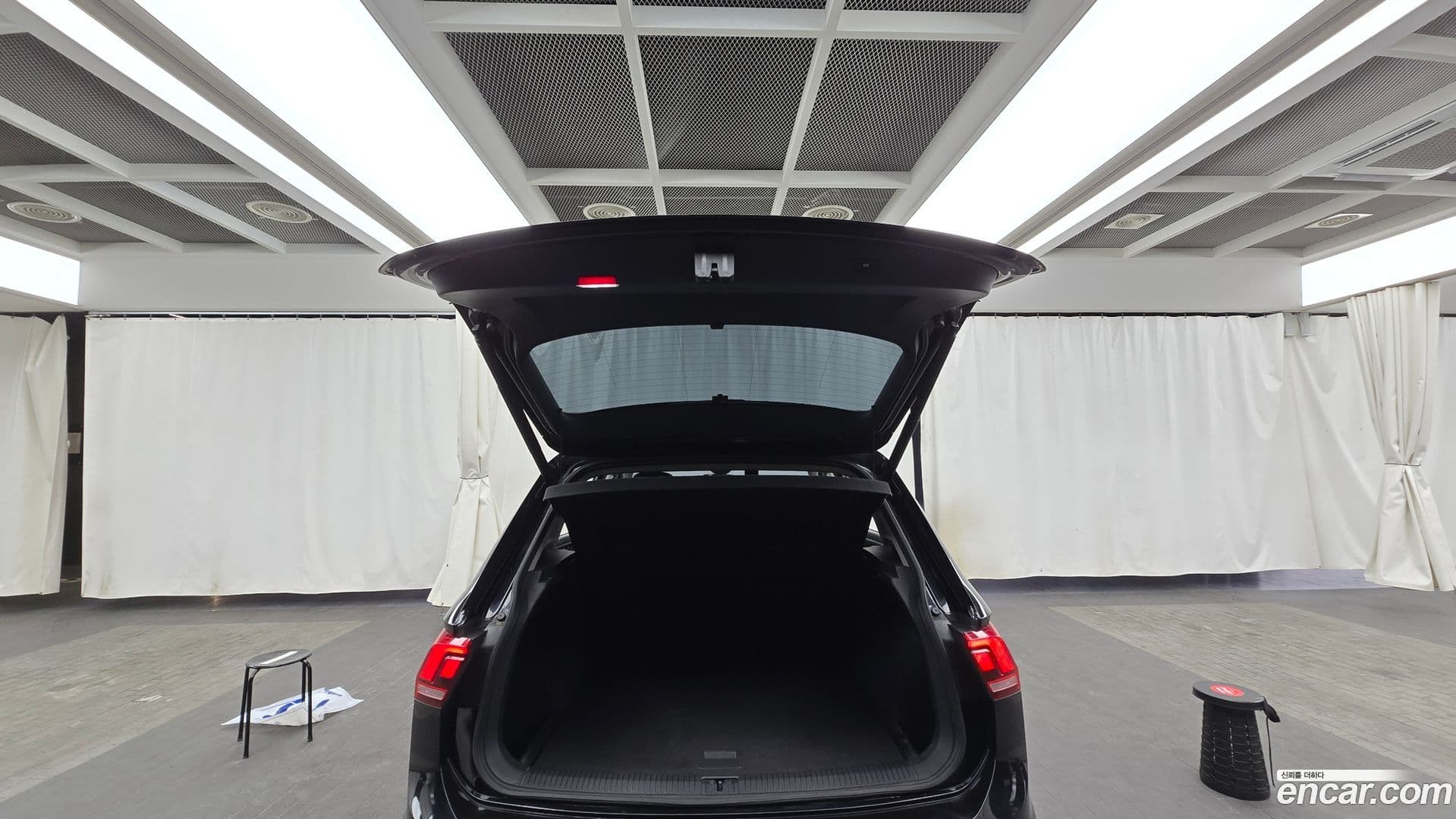 Main__Slider__Photo:Tiguan Volkswagen 2022.1-19