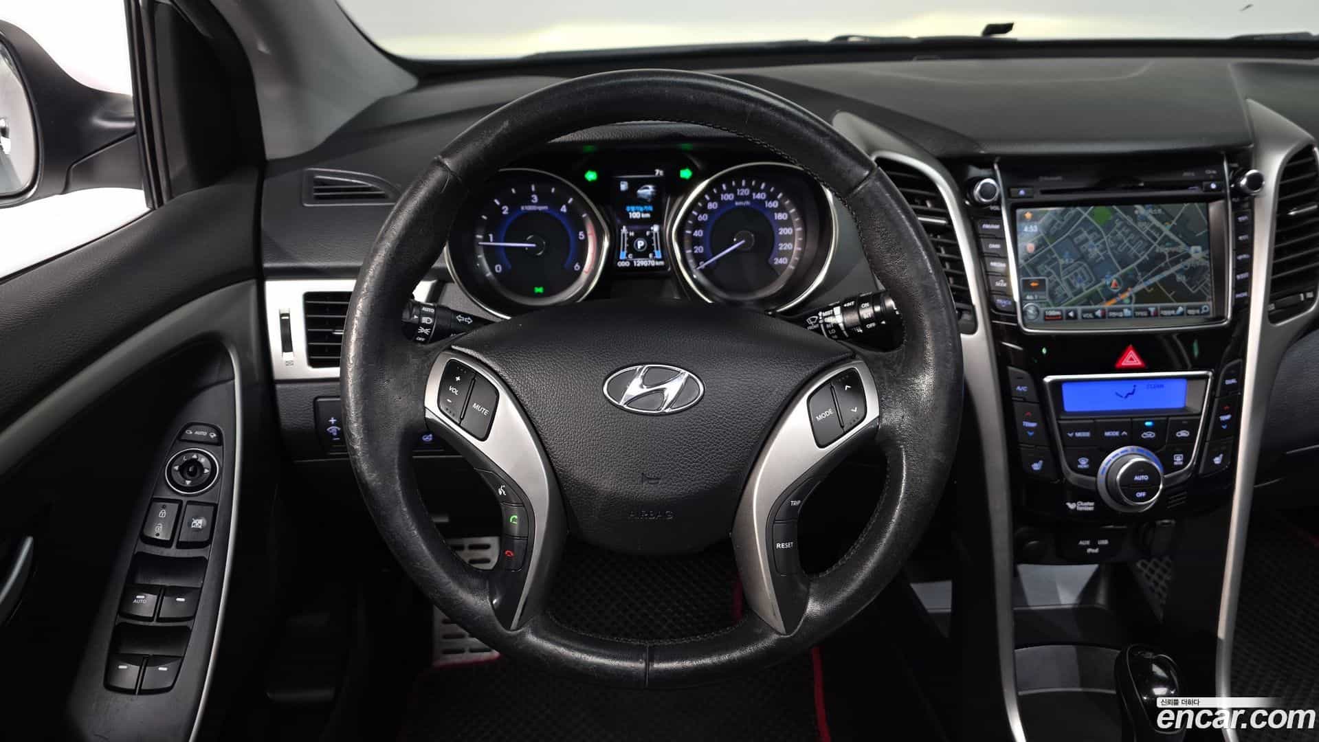 i30 Hyundai 2012.11-OPTION-017