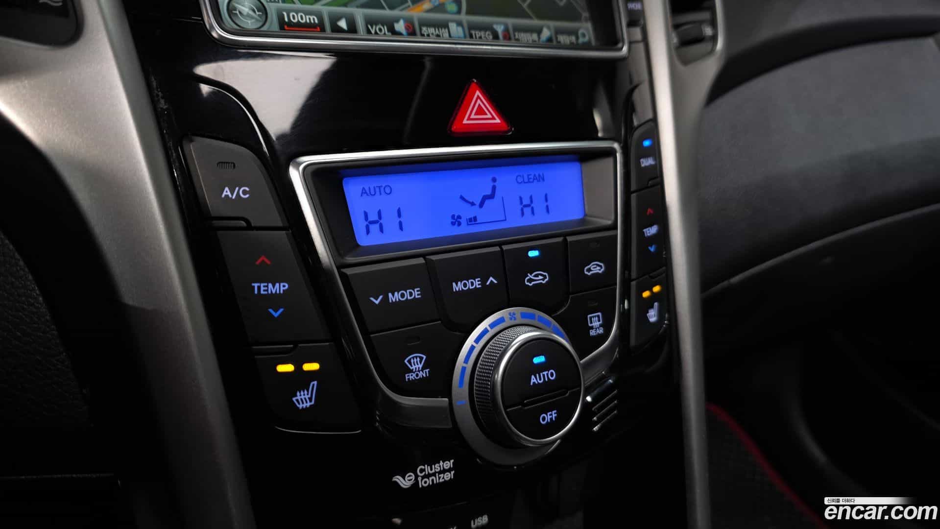 i30 Hyundai 2012.11-OPTION-022