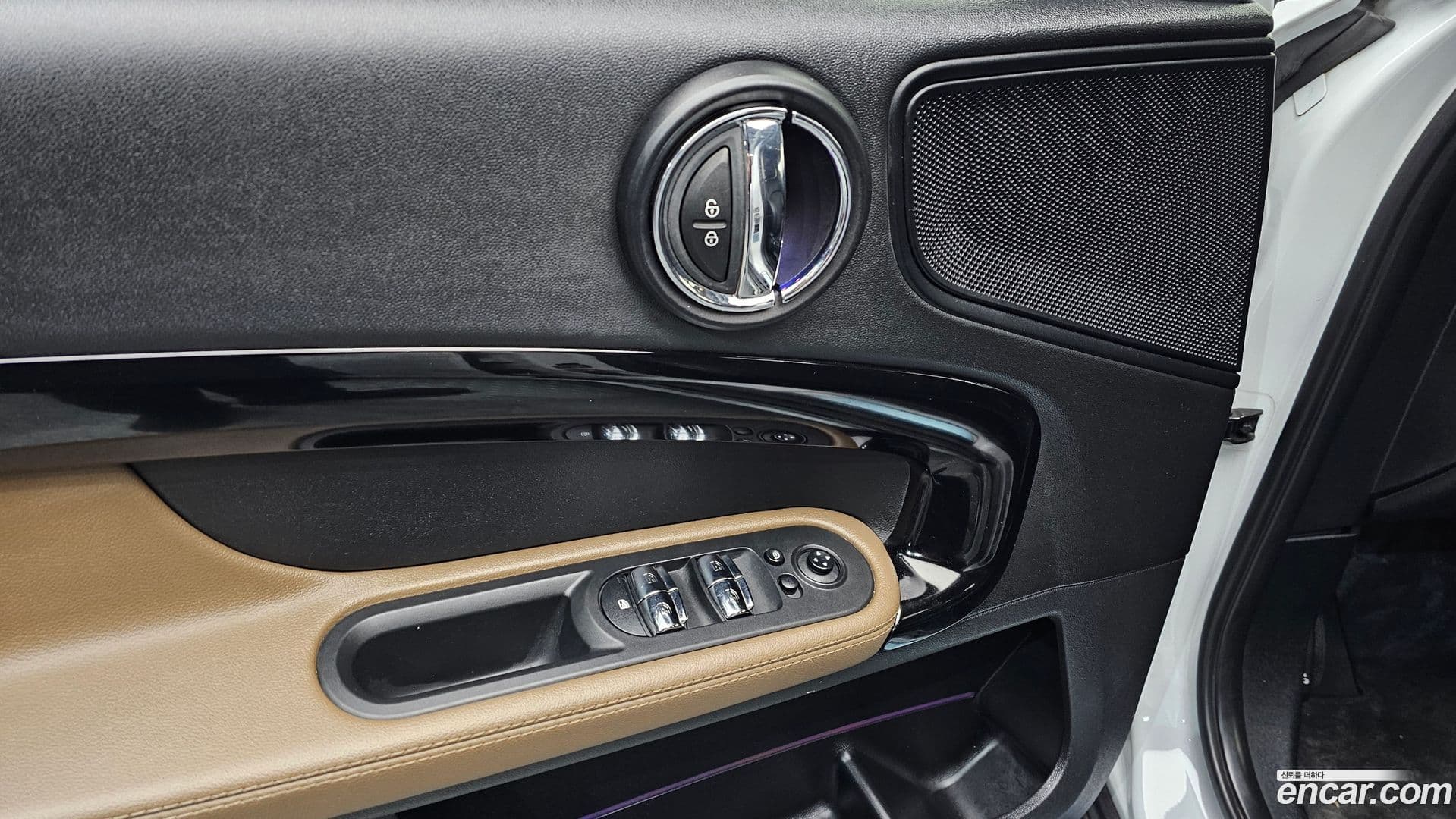 Main__Slider__Photo:Countryman Mini 2018.6-15