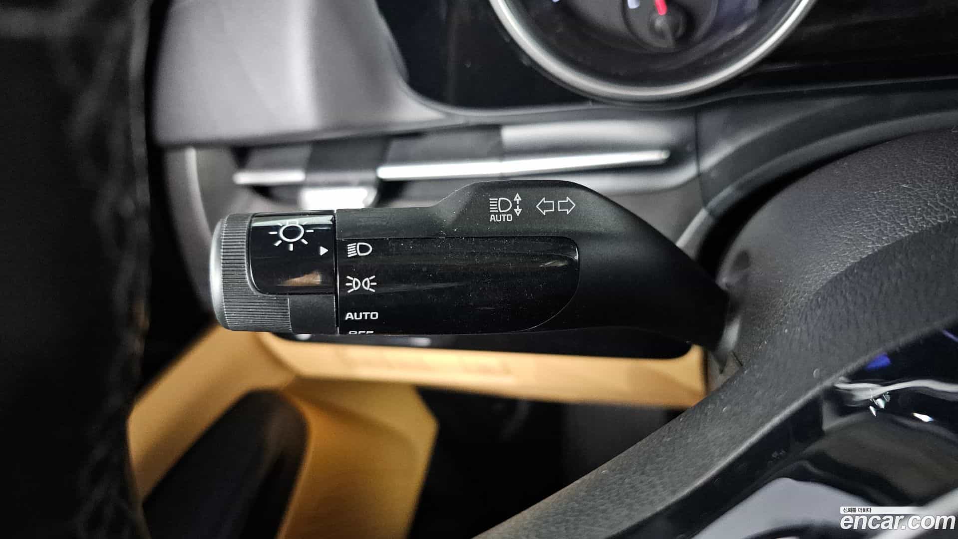 Canival Kia 2021.4-OPTION-022