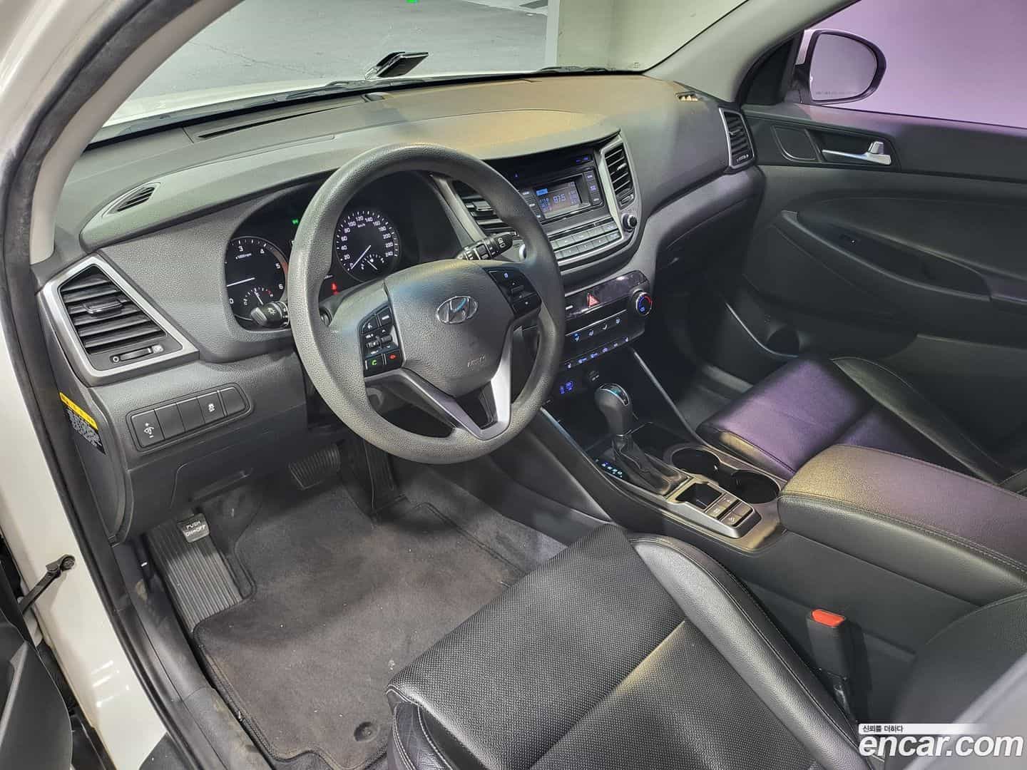 Tucson Hyundai 2015.10-INNER-008