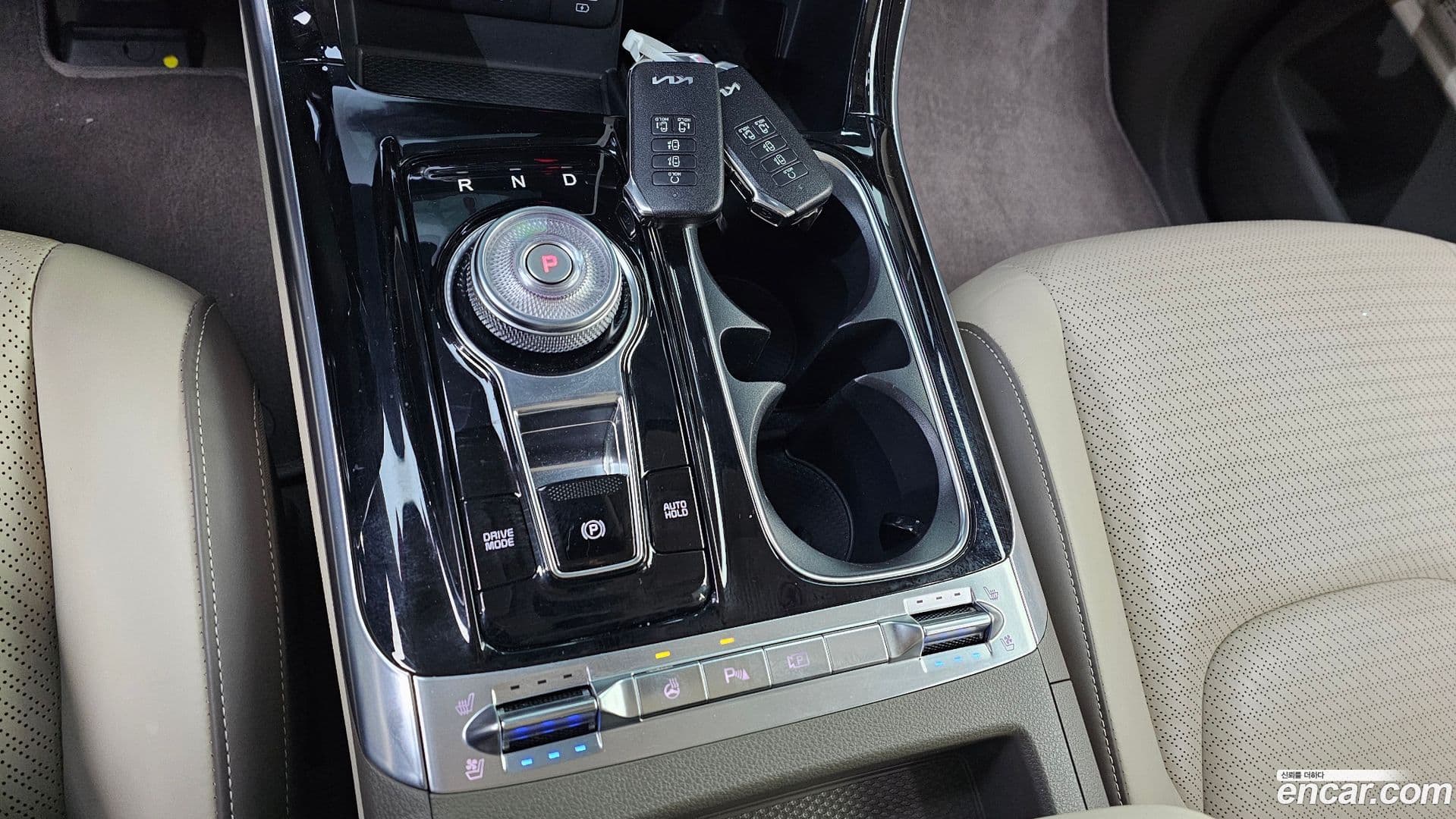 Main__Slider__Photo:Canival Kia 2022.10-8