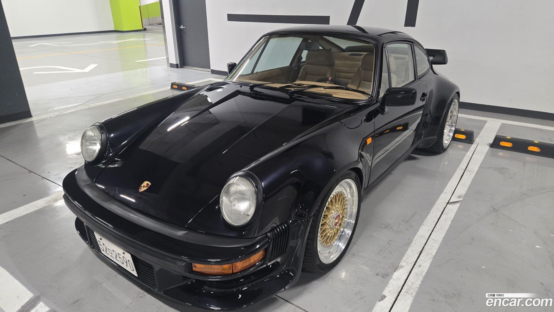 Main__Slider__Photo:911 Porsche 1976.11-0