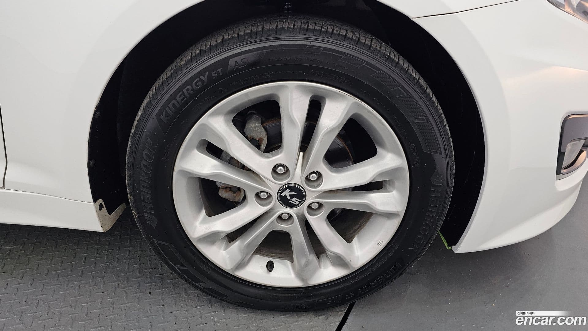 Main__Slider__Photo:K5 Kia 2012.9-4