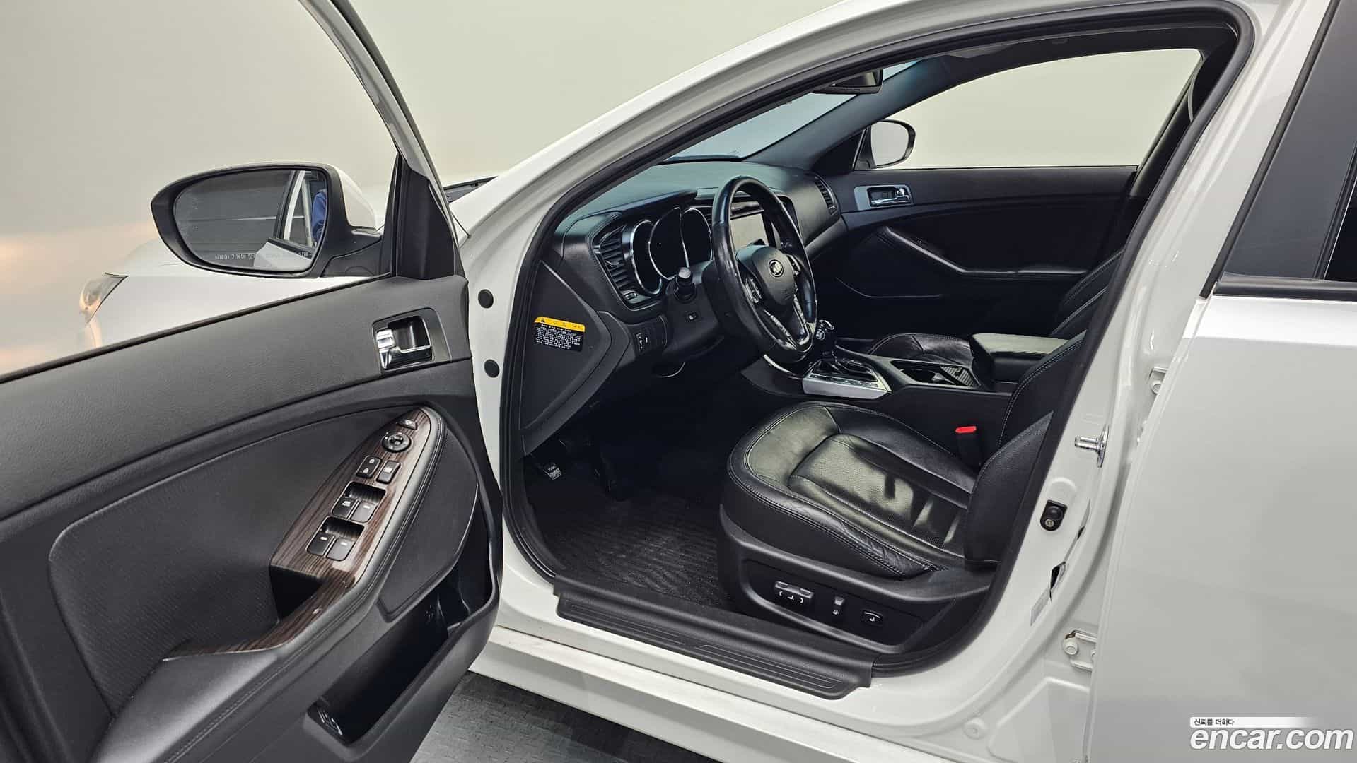 K5 Kia 2012.9-INNER-010