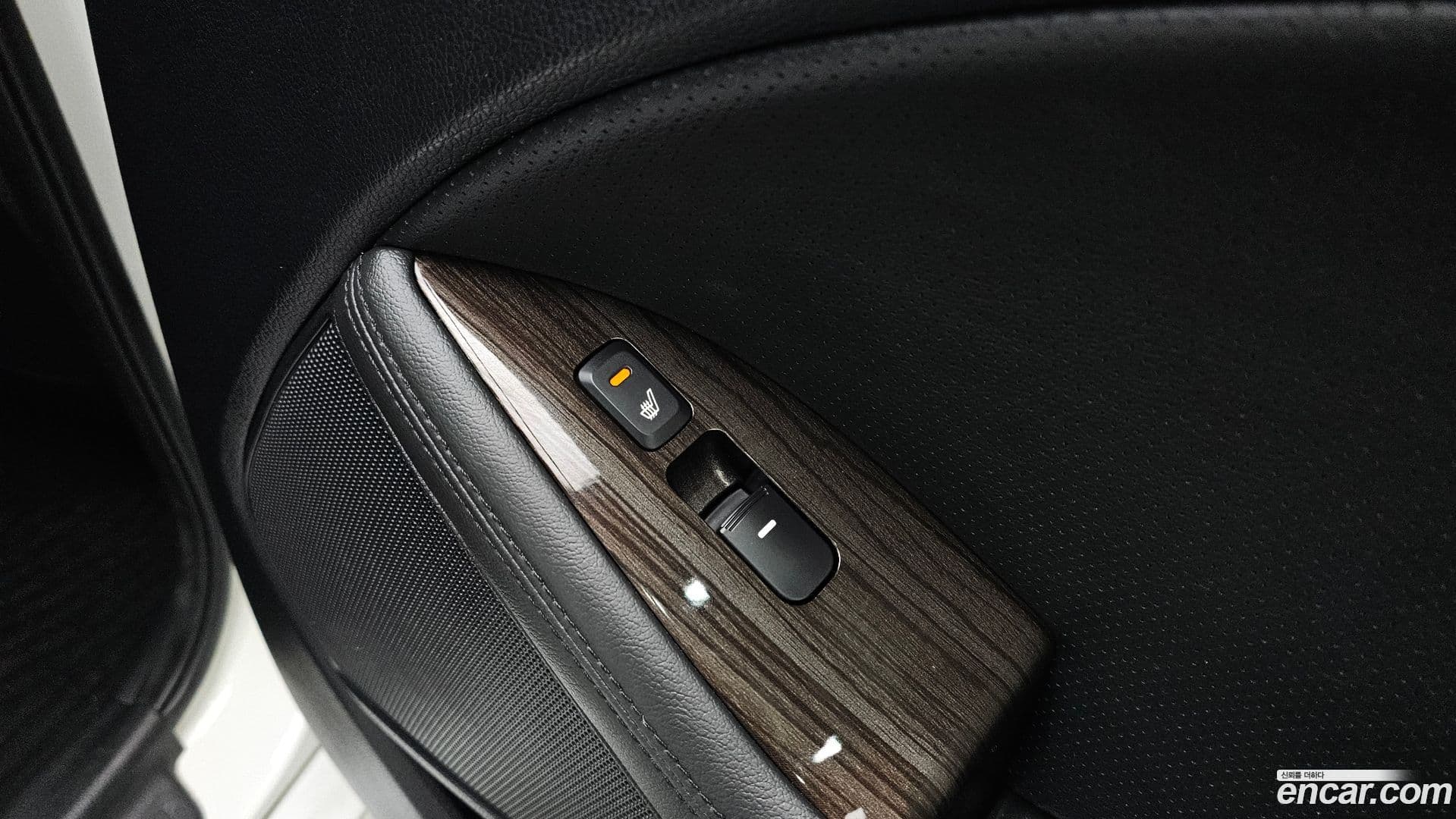 Main__Slider__Photo:K5 Kia 2012.9-18