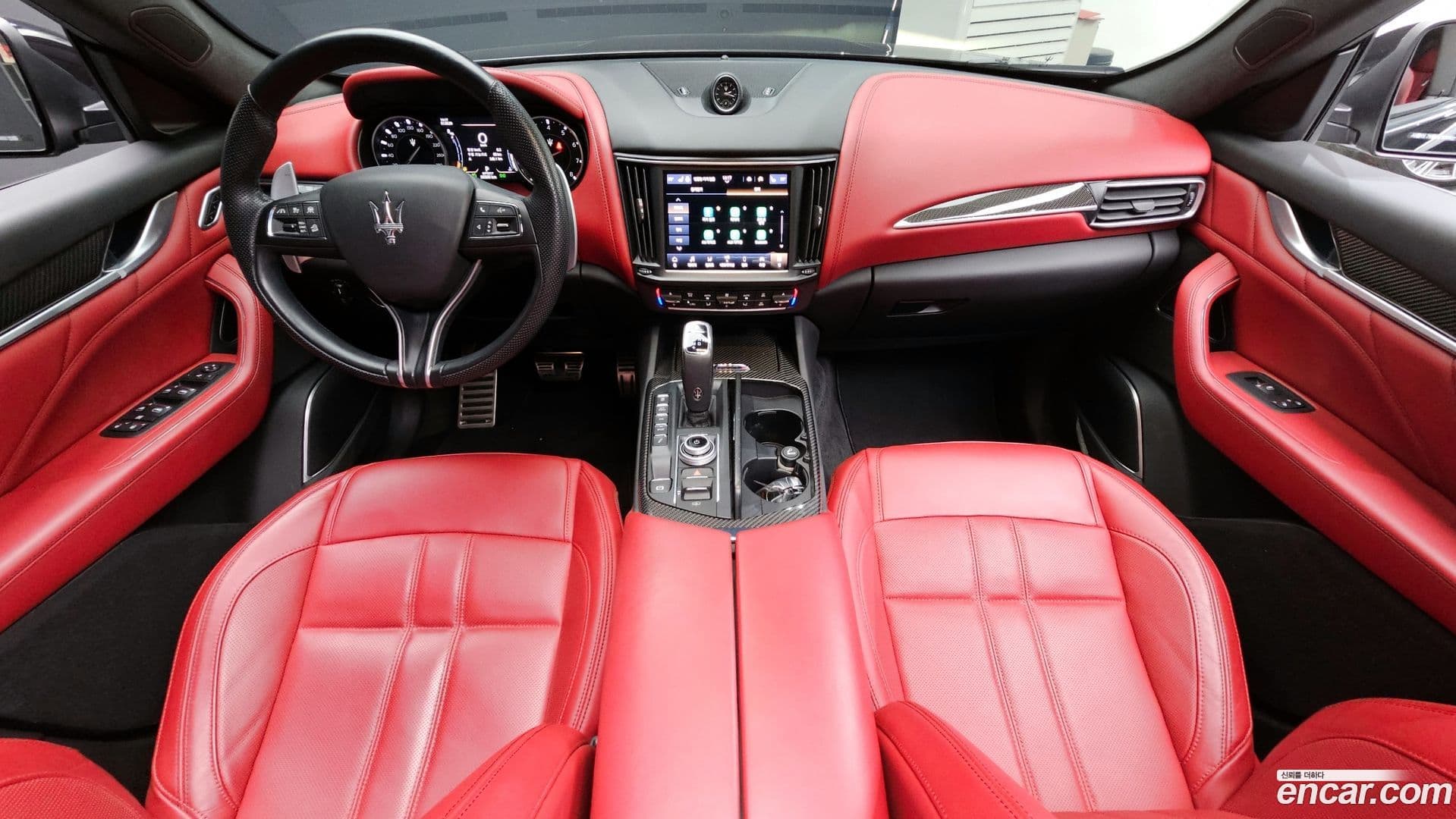 Main__Slider__Photo:Levante Maserati 2022.2-6