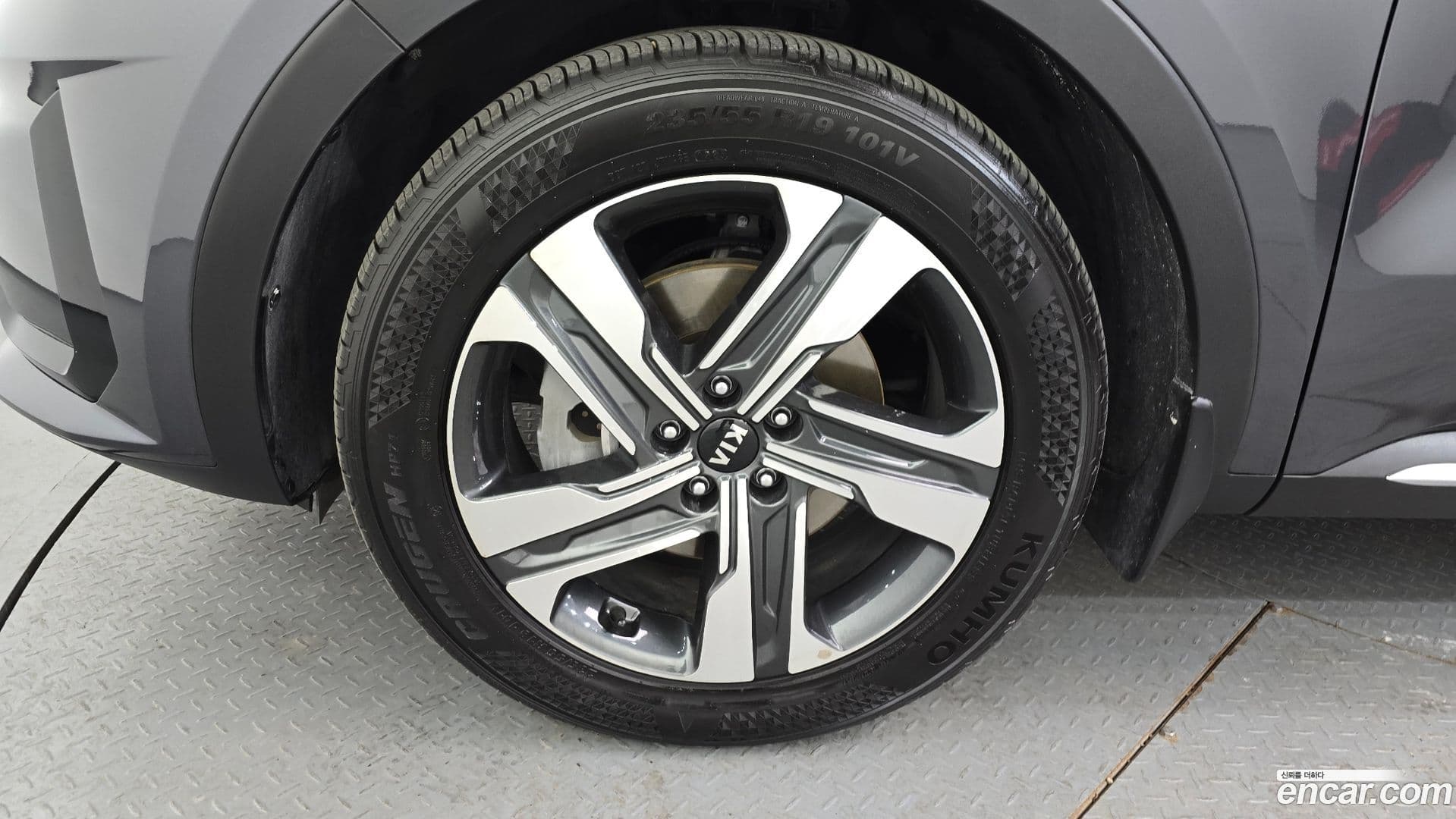 Main__Slider__Photo:Sorento Kia 2020.2-4