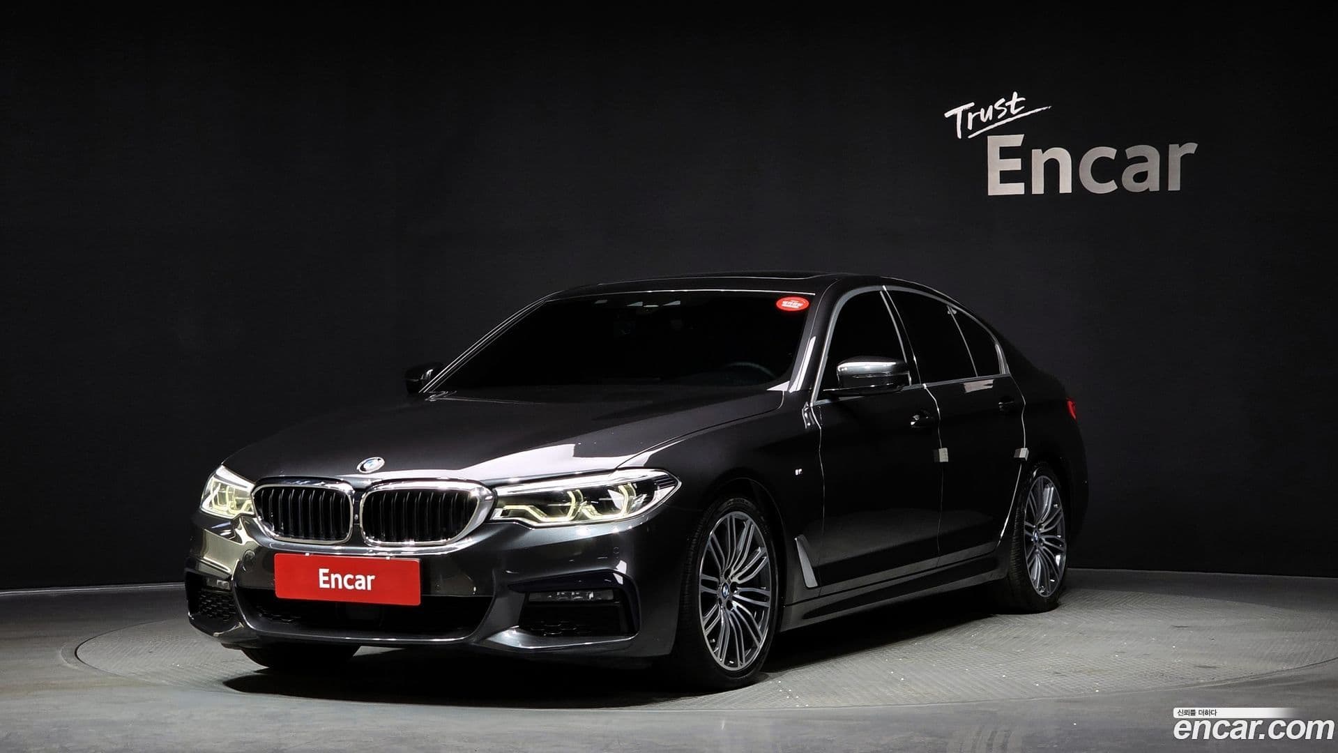 Main__Slider__Photo:5-Series BMW 2020.6-0