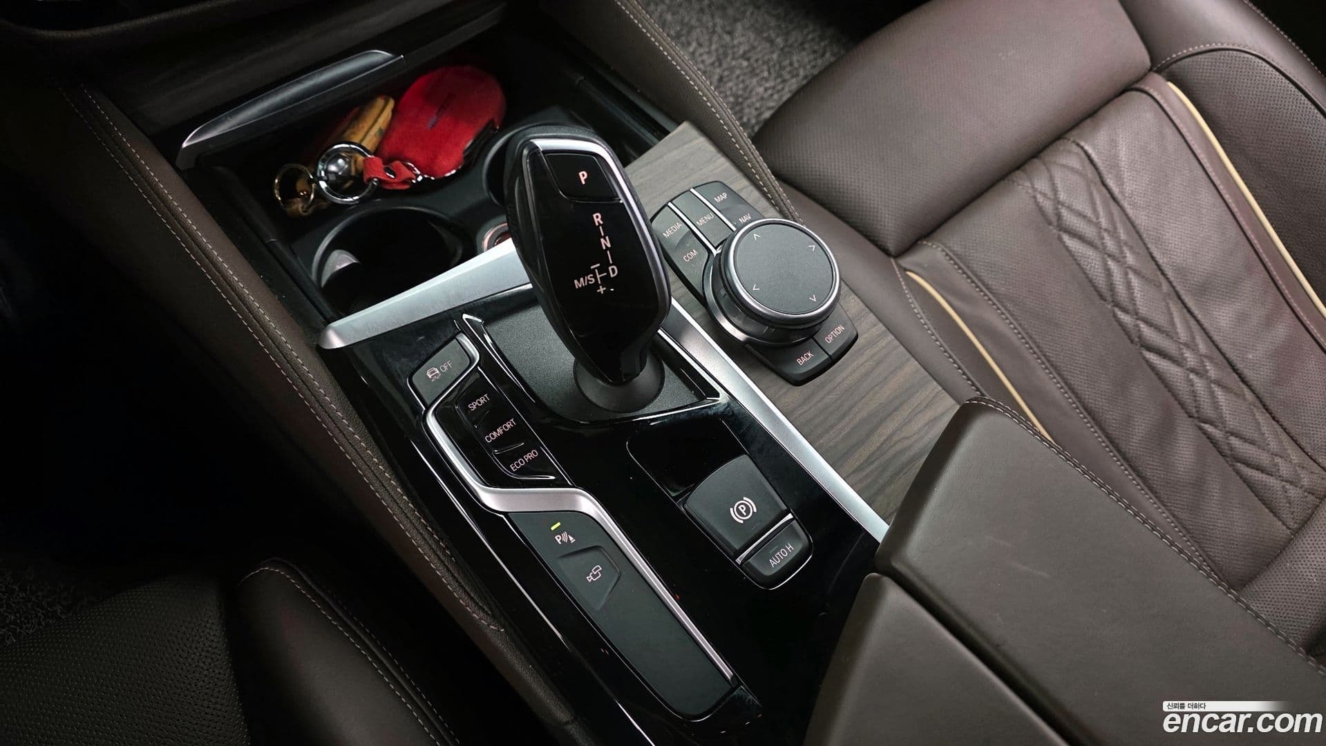 Main__Slider__Photo:5-Series BMW 2020.6-8