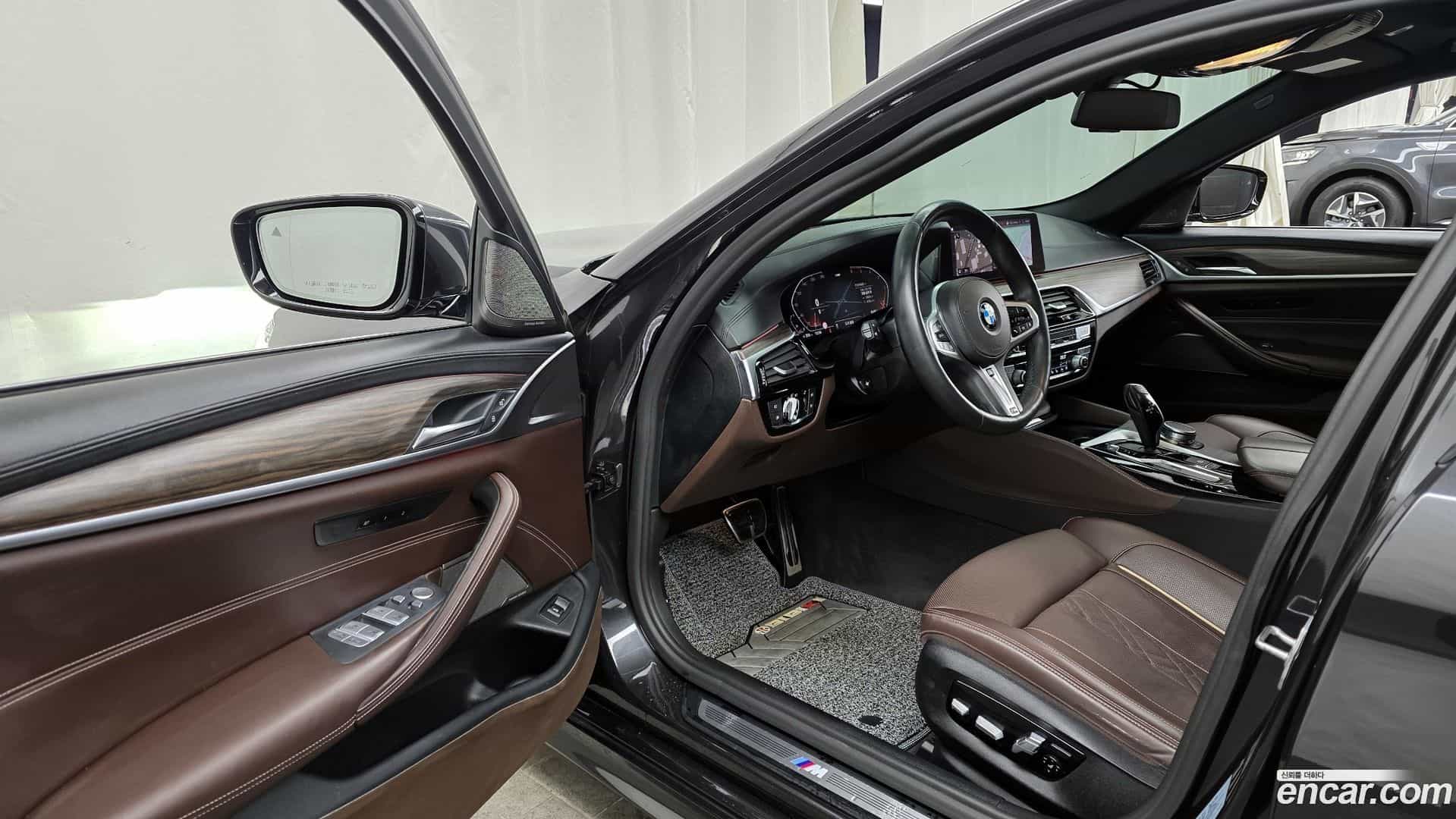 5-Series BMW 2020.6-INNER-010