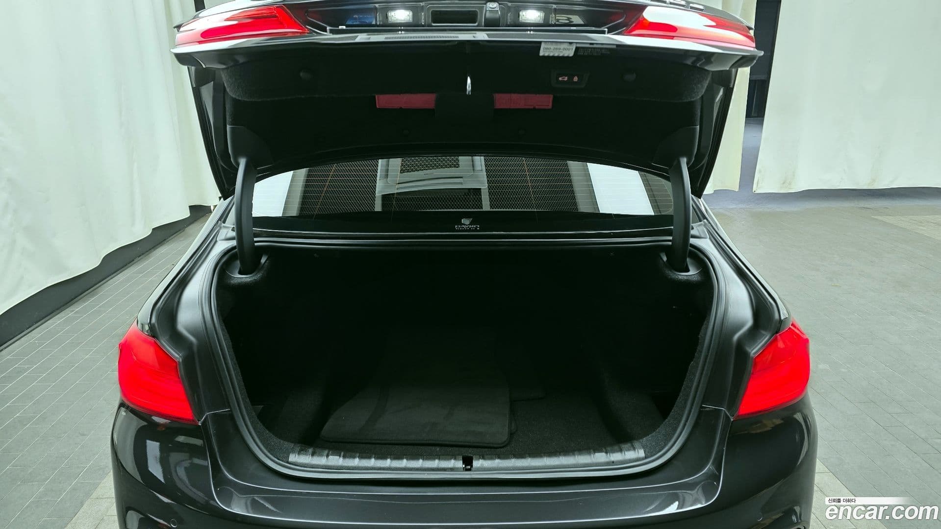 Main__Slider__Photo:5-Series BMW 2020.6-19