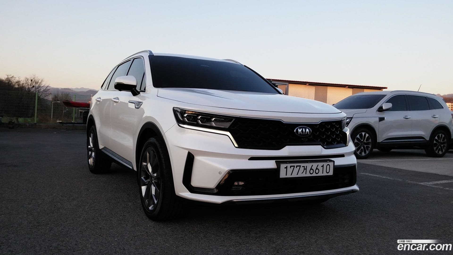 Main__Slider__Photo:Sorento Kia 2020.5-0