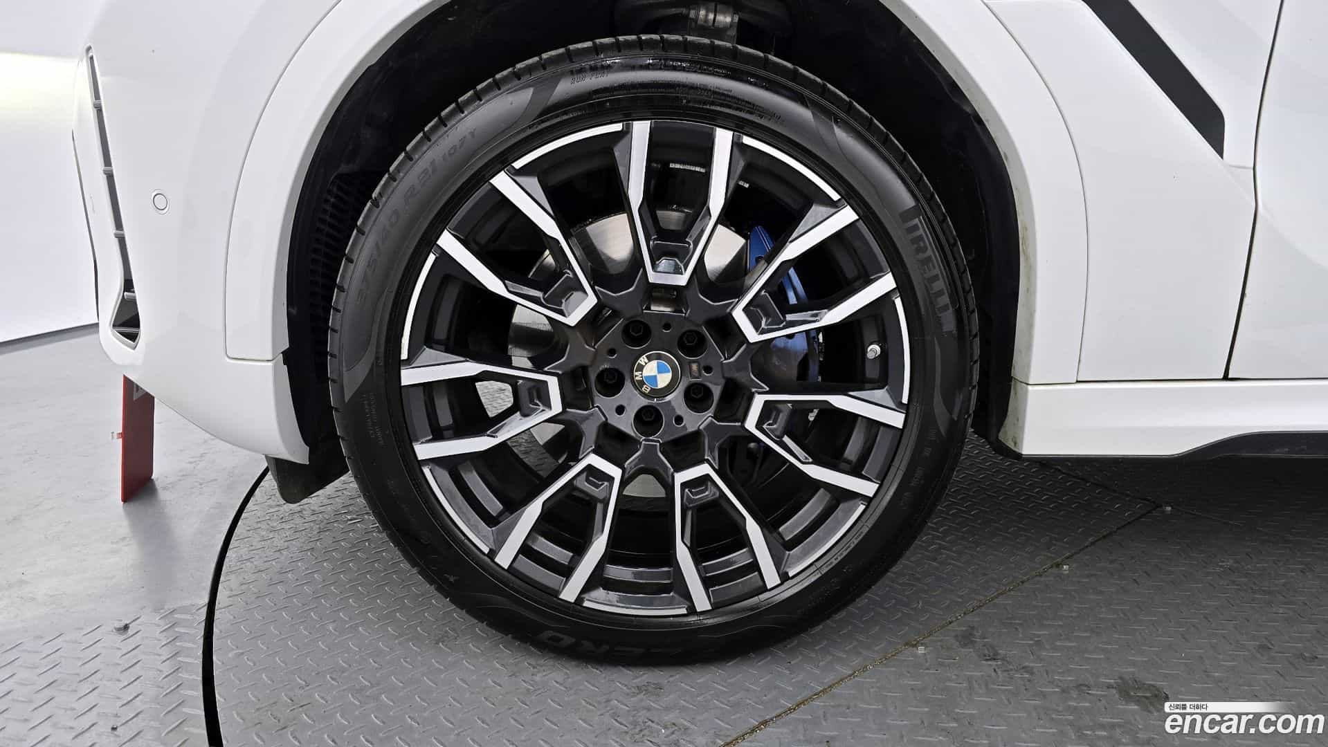 X6 BMW 2025.0-OUTER-005