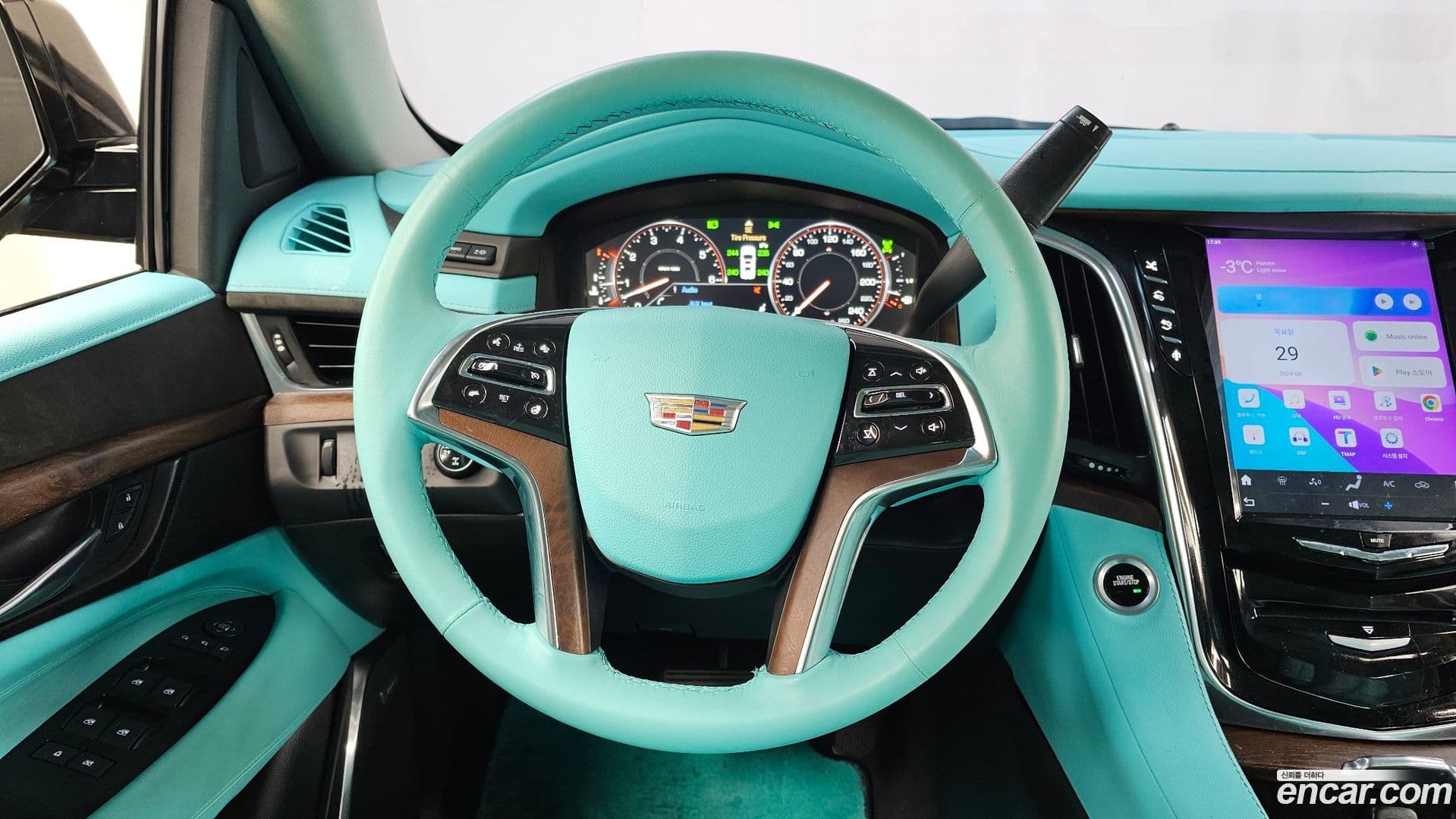 Main__Slider__Photo:Escalade Cadillac 2015.3-12