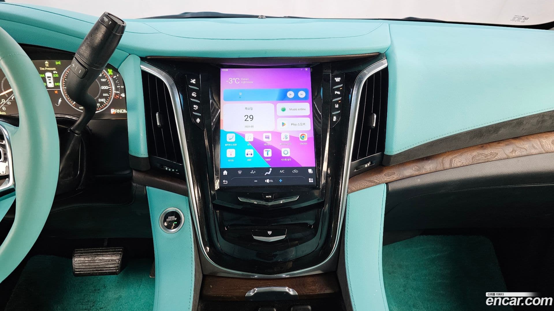 Main__Slider__Photo:Escalade Cadillac 2015.3-13