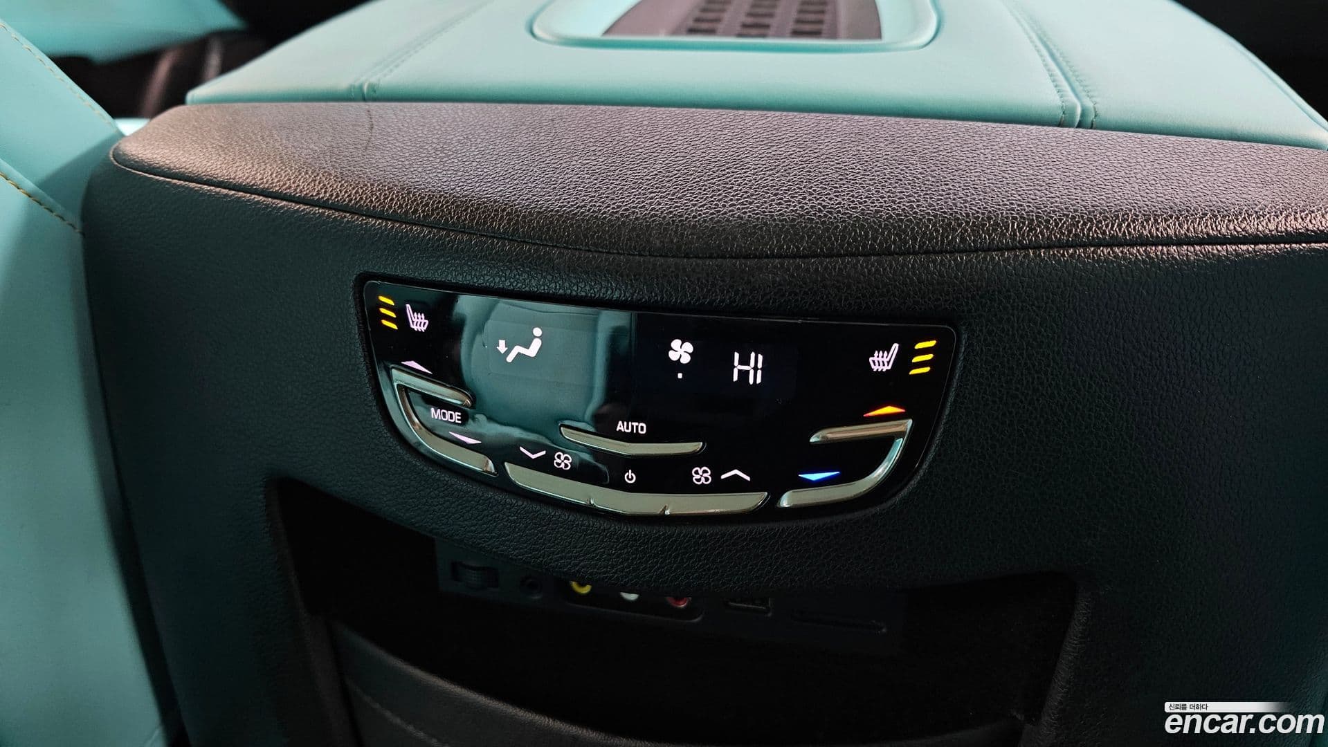 Main__Slider__Photo:Escalade Cadillac 2015.3-18